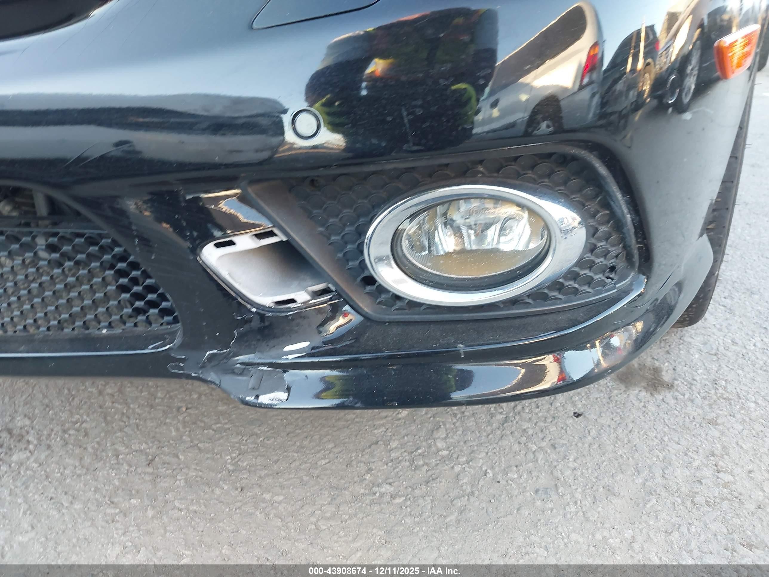 2011 Mercedes-benz Sl 550   Black vin: WDBSK7BA9BF167456