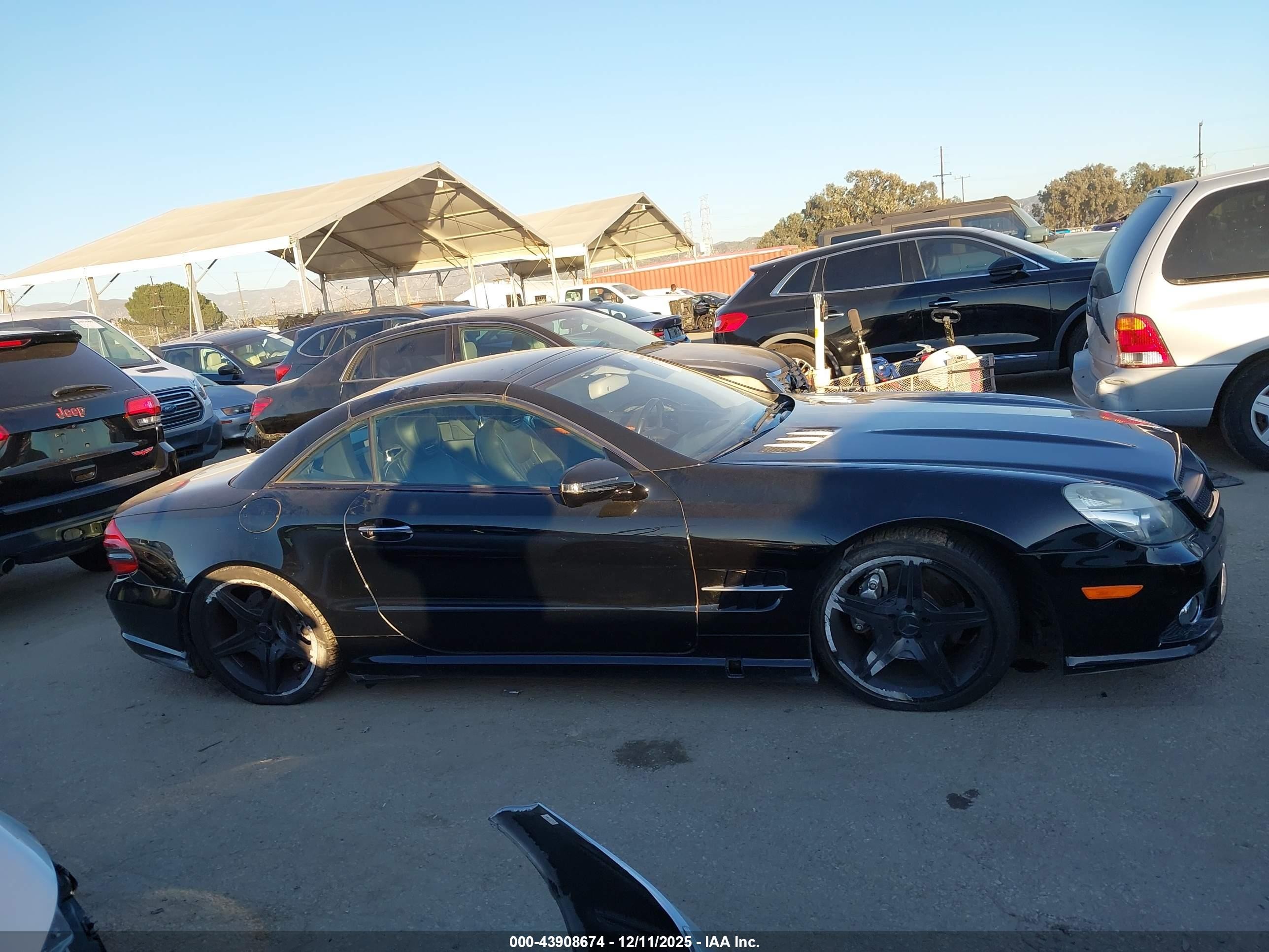 2011 Mercedes-benz Sl 550   Black vin: WDBSK7BA9BF167456