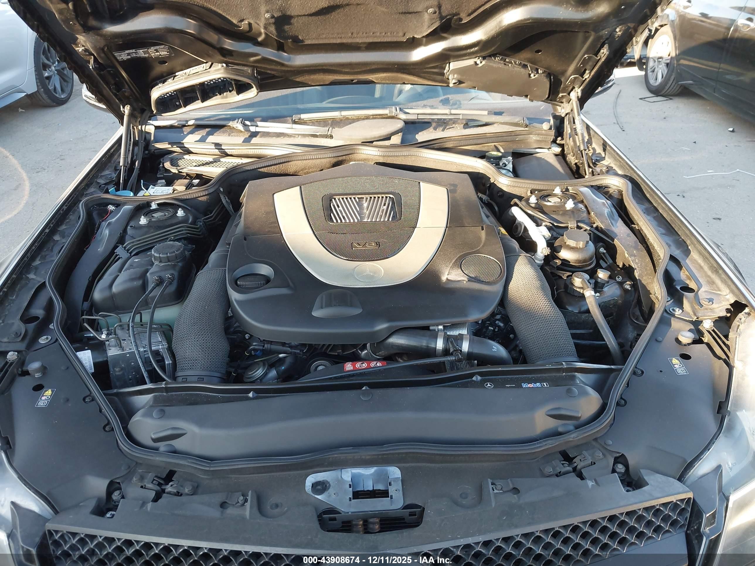 2011 Mercedes-benz Sl 550   Black vin: WDBSK7BA9BF167456