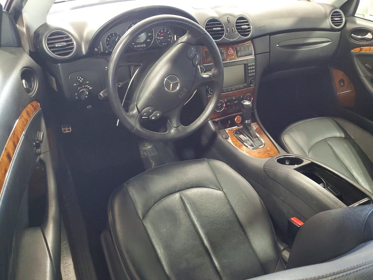 2008 Mercedes-benz Clk 350 White vin: WDBTJ56H08F254190