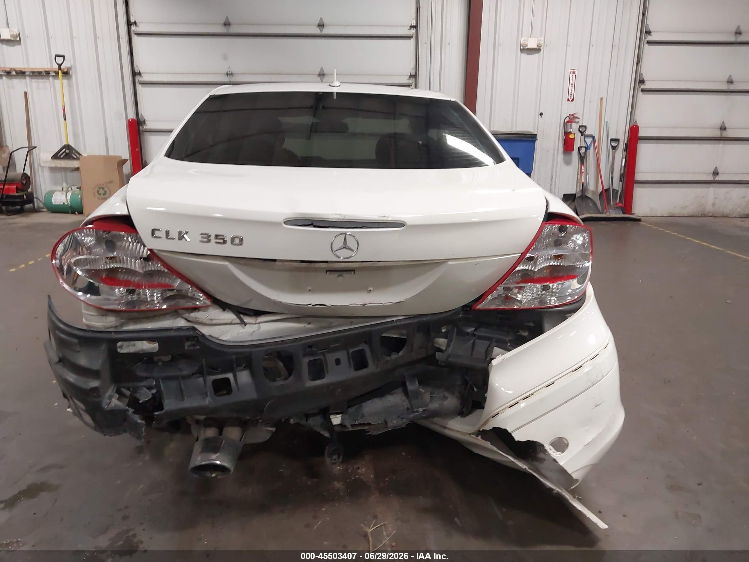 2007 Mercedes-benz Clk 350   White vin: WDBTJ56H17F208916