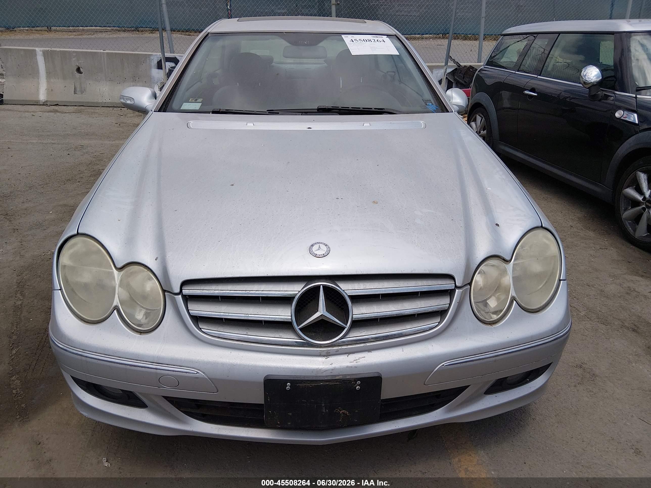 2008 Mercedes-benz Clk 350   Silver vin: WDBTJ56H18F237205