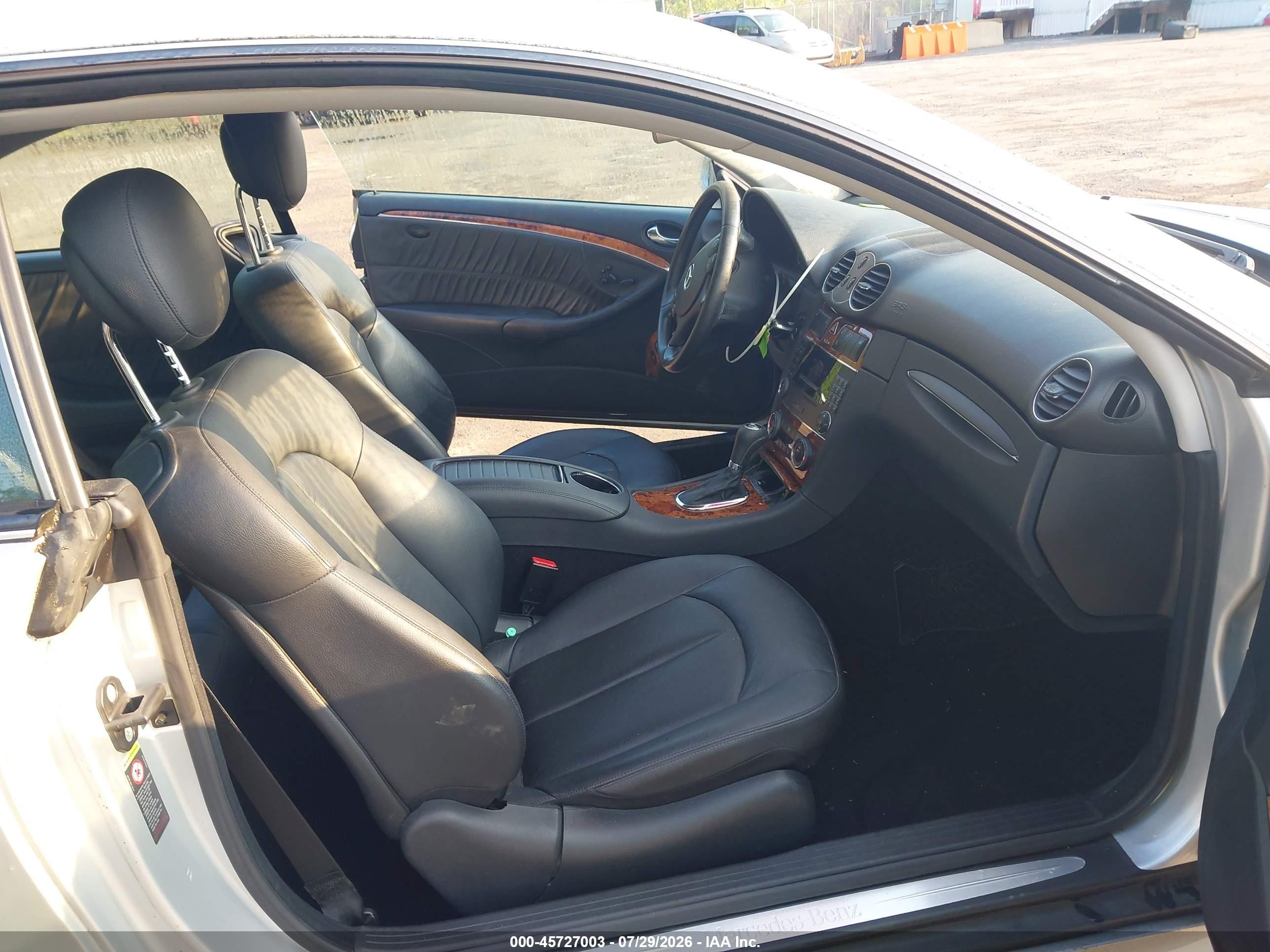 2009 Mercedes-benz Clk 350   Silver vin: WDBTJ56H19F262803