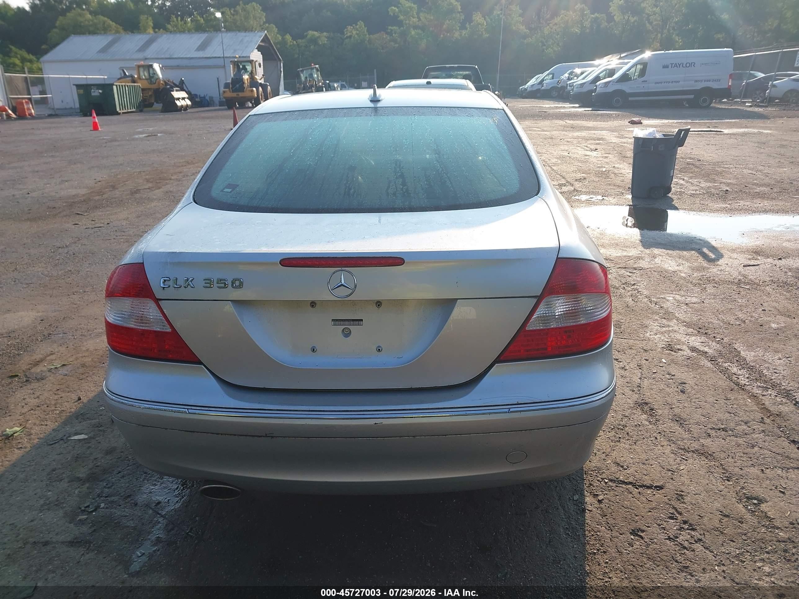 2009 Mercedes-benz Clk 350   Silver vin: WDBTJ56H19F262803