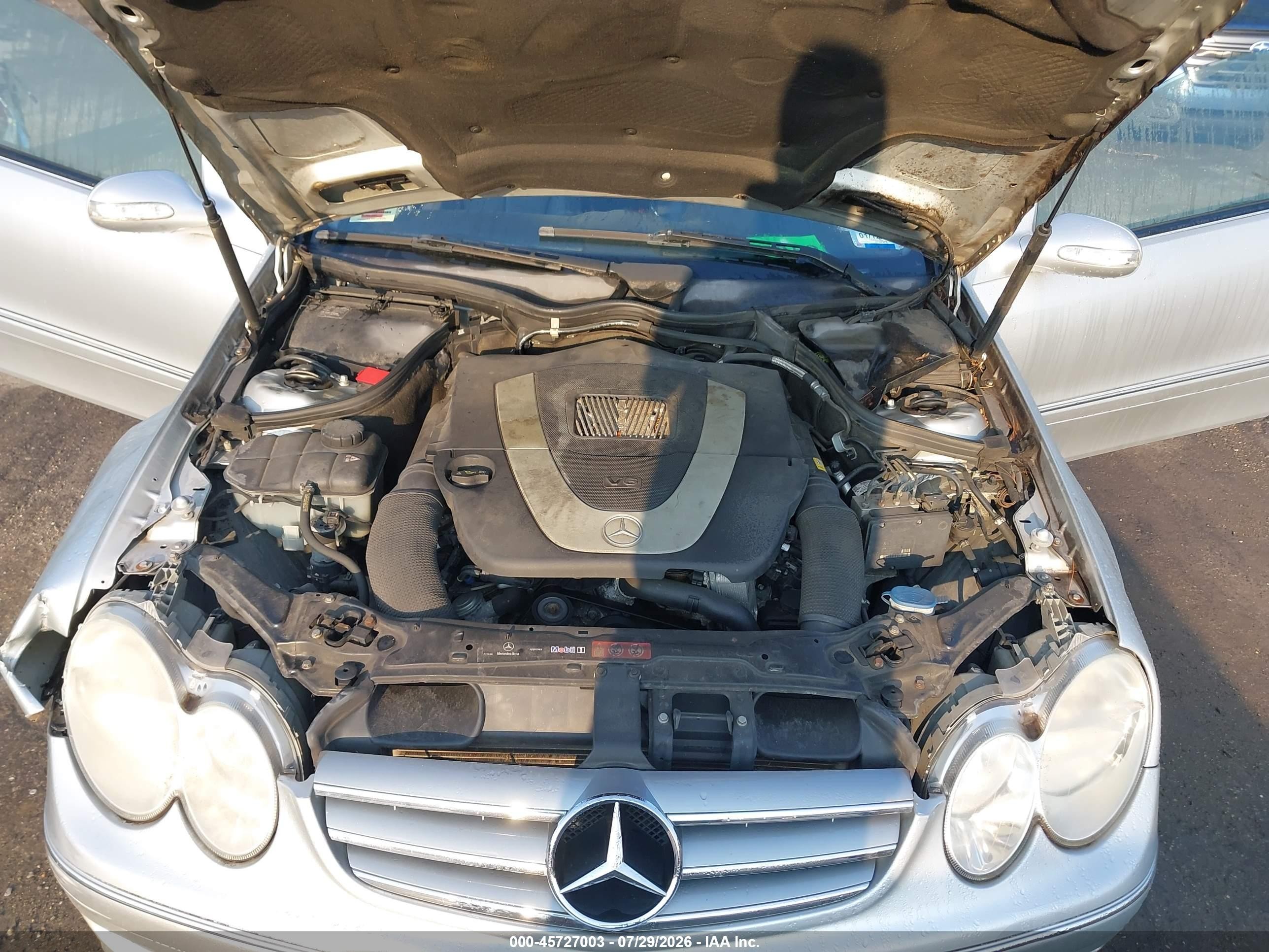 2009 Mercedes-benz Clk 350   Silver vin: WDBTJ56H19F262803