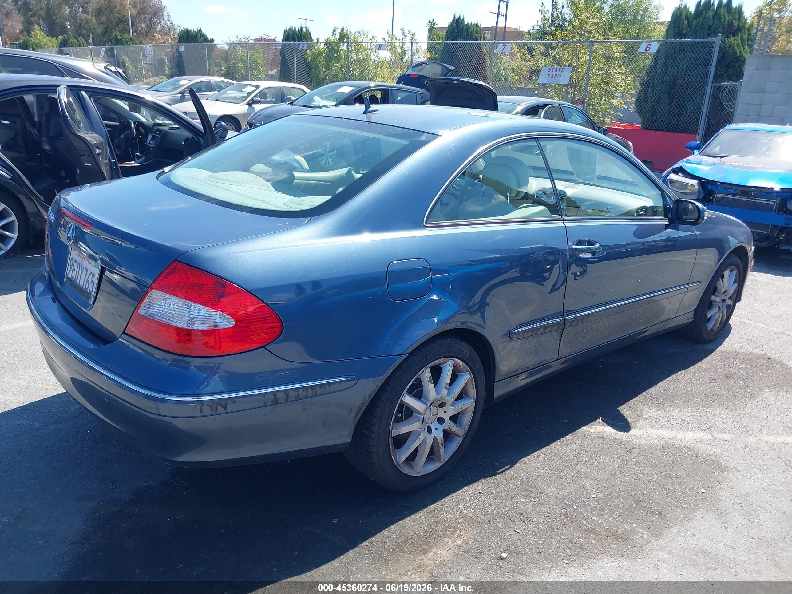2007 Mercedes-benz Clk 350   Серый vin: WDBTJ56H27F232612