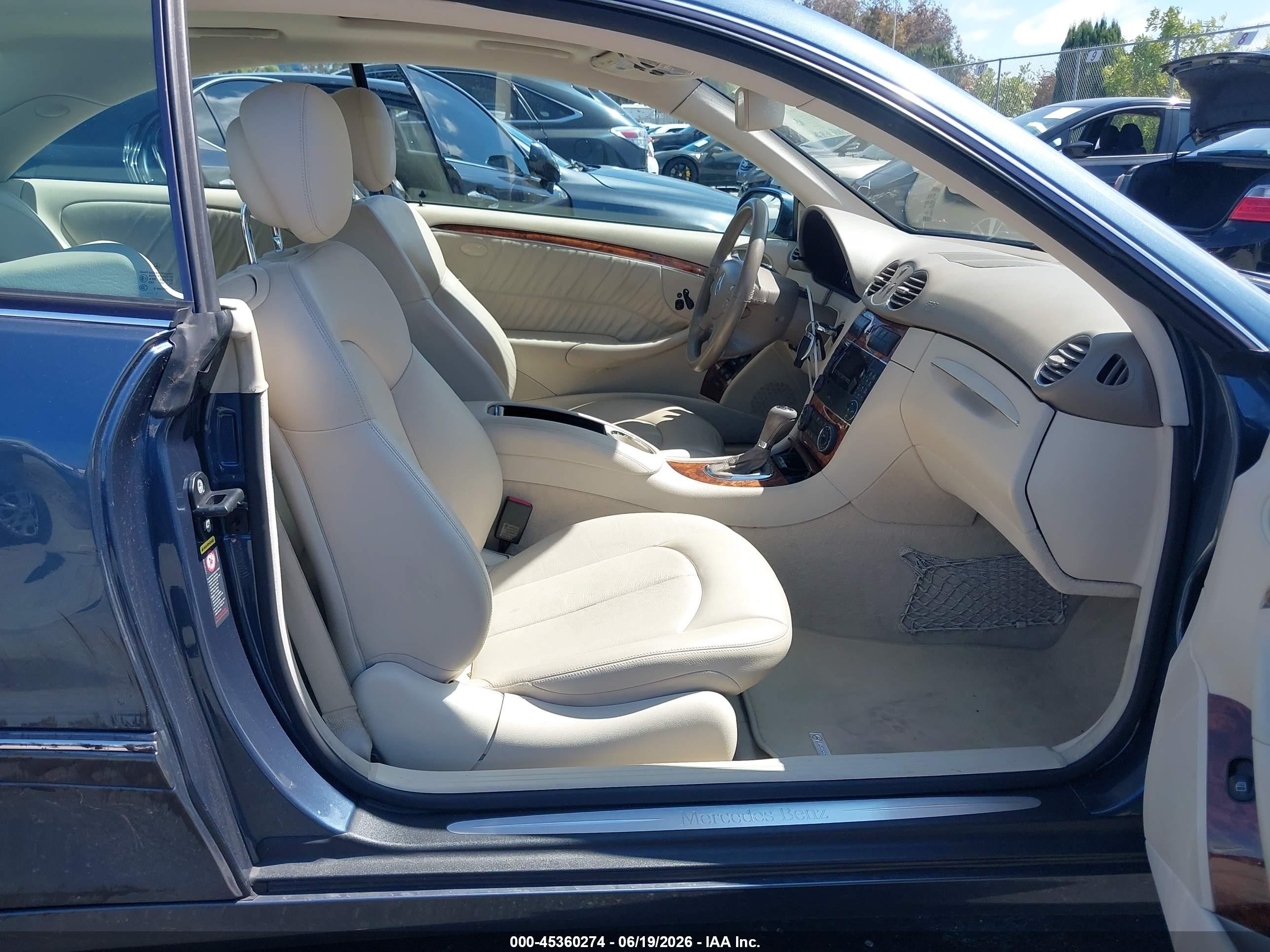 2007 Mercedes-benz Clk 350   Серый vin: WDBTJ56H27F232612