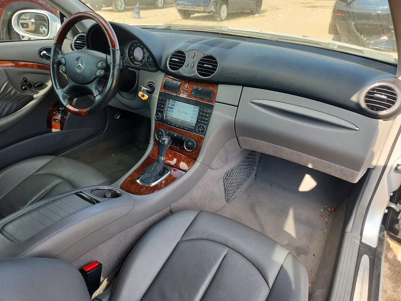 2008 Mercedes-benz Clk 350 Серебряный vin: WDBTJ56H38F236010