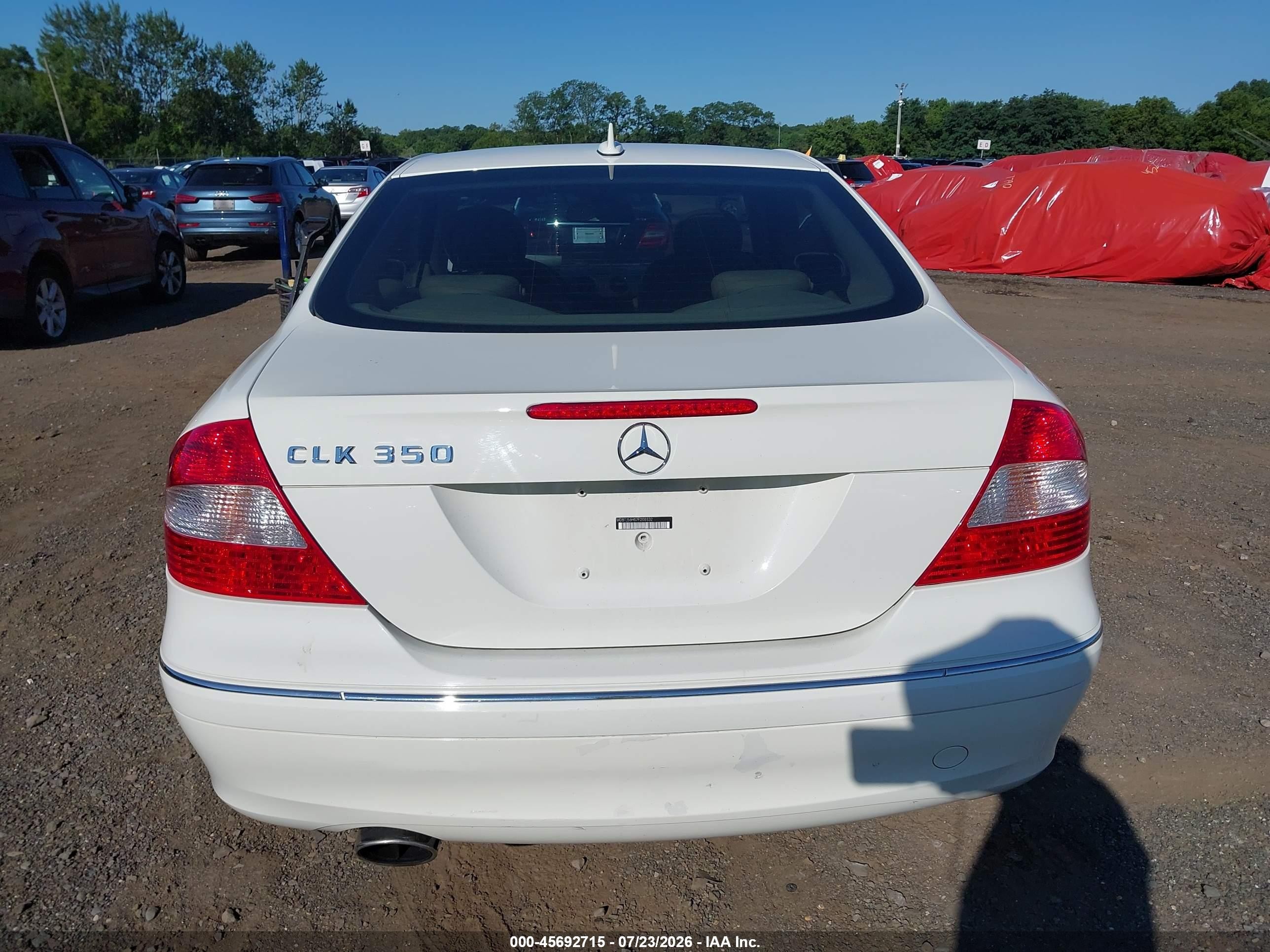 2007 Mercedes-benz Clk 350   White vin: WDBTJ56H57F208532