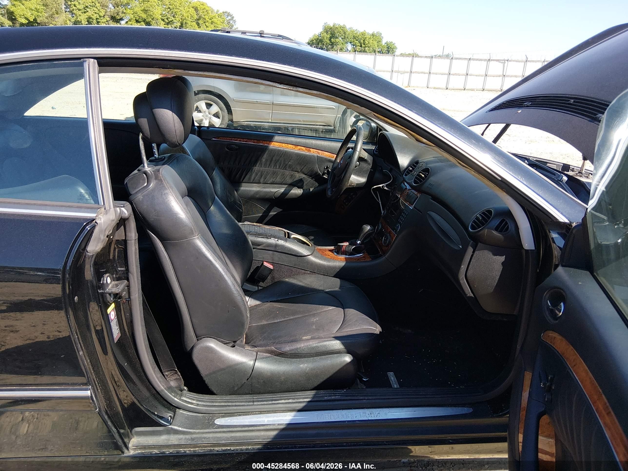 2007 Mercedes-benz Clk 350 Черный vin: WDBTJ56H57F223869