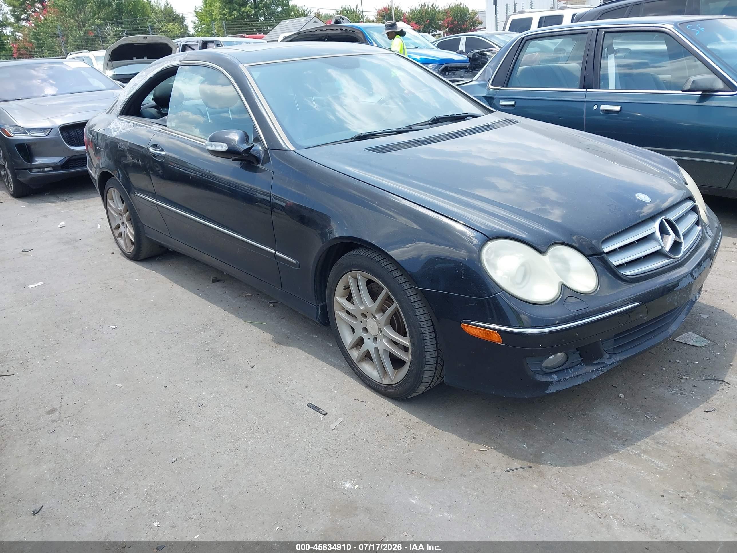 2008 Mercedes-benz Clk 350   Black vin: WDBTJ56H58F244772