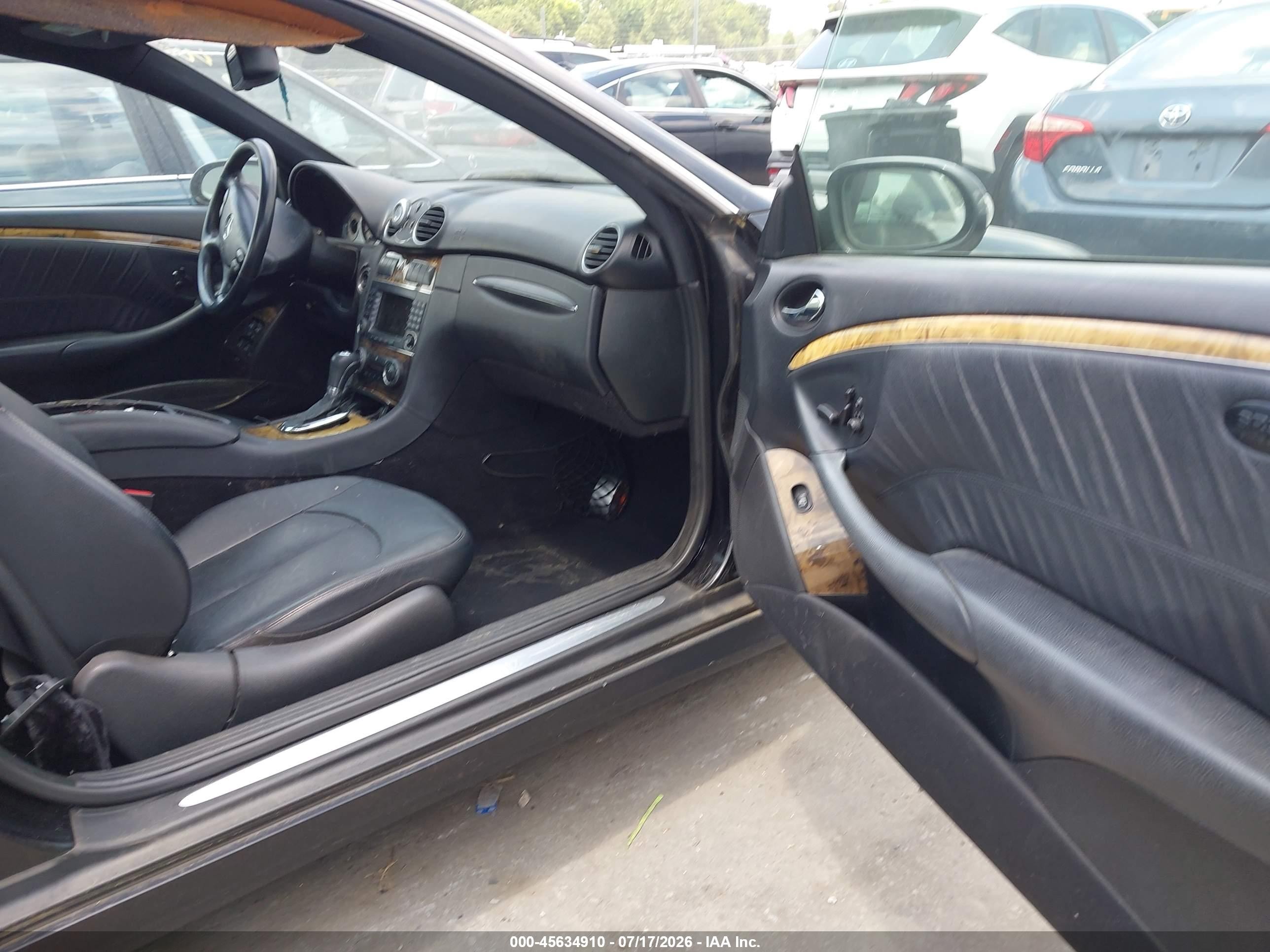 2008 Mercedes-benz Clk 350   Black vin: WDBTJ56H58F244772