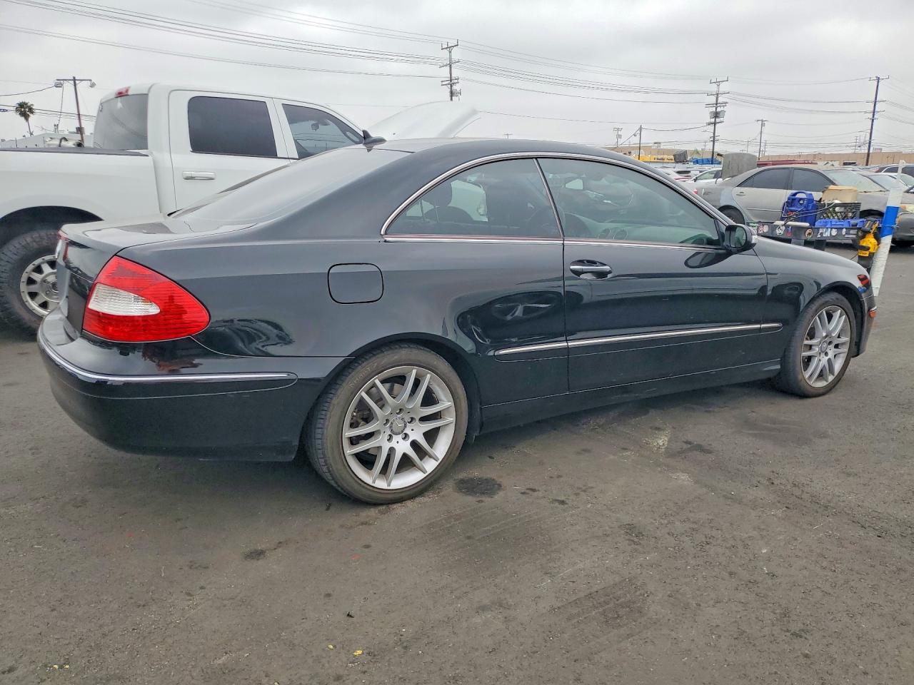 2009 Mercedes-benz Clk 350 Black vin: WDBTJ56H59F268085