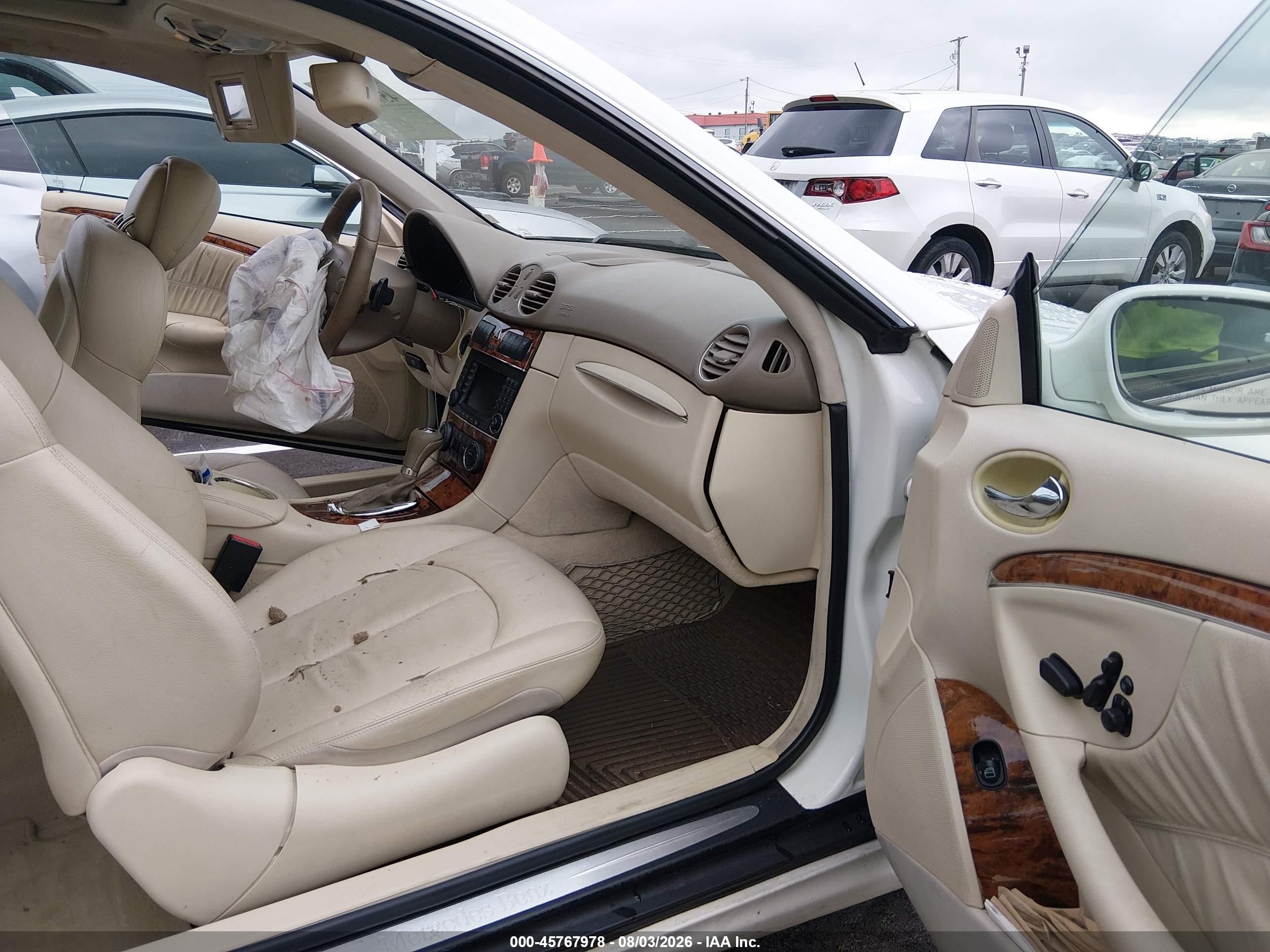 2009 Mercedes-benz Clk 350   Белый vin: WDBTJ56H59F268877