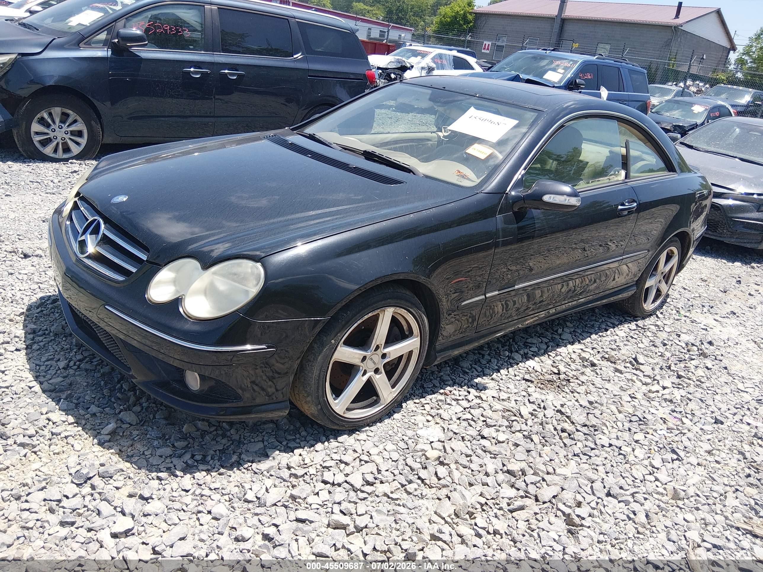 2009 Mercedes-benz Clk 350   Black vin: WDBTJ56H59F269429