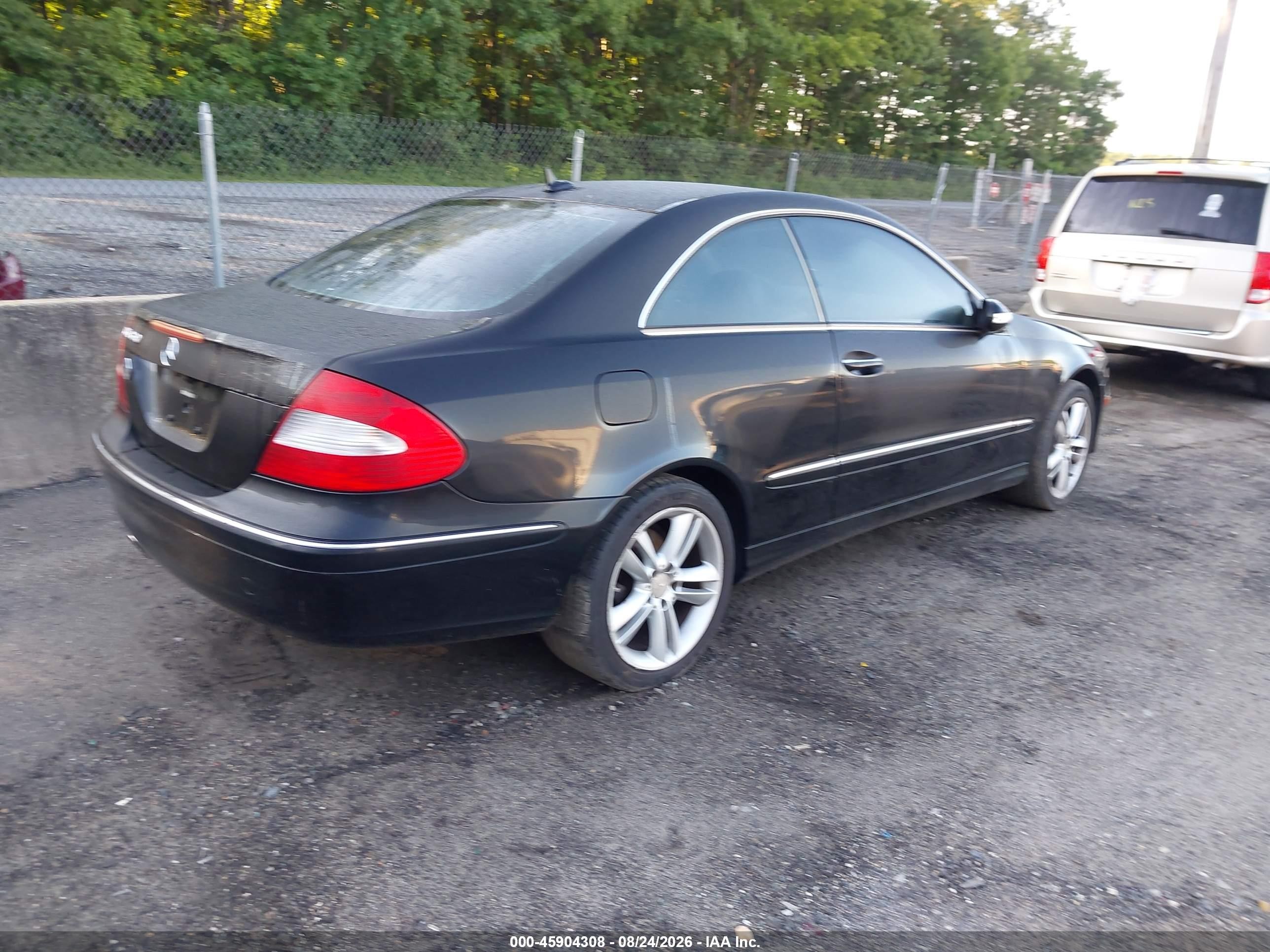 2008 Mercedes-benz Clk 350 Черный vin: WDBTJ56H68F233845