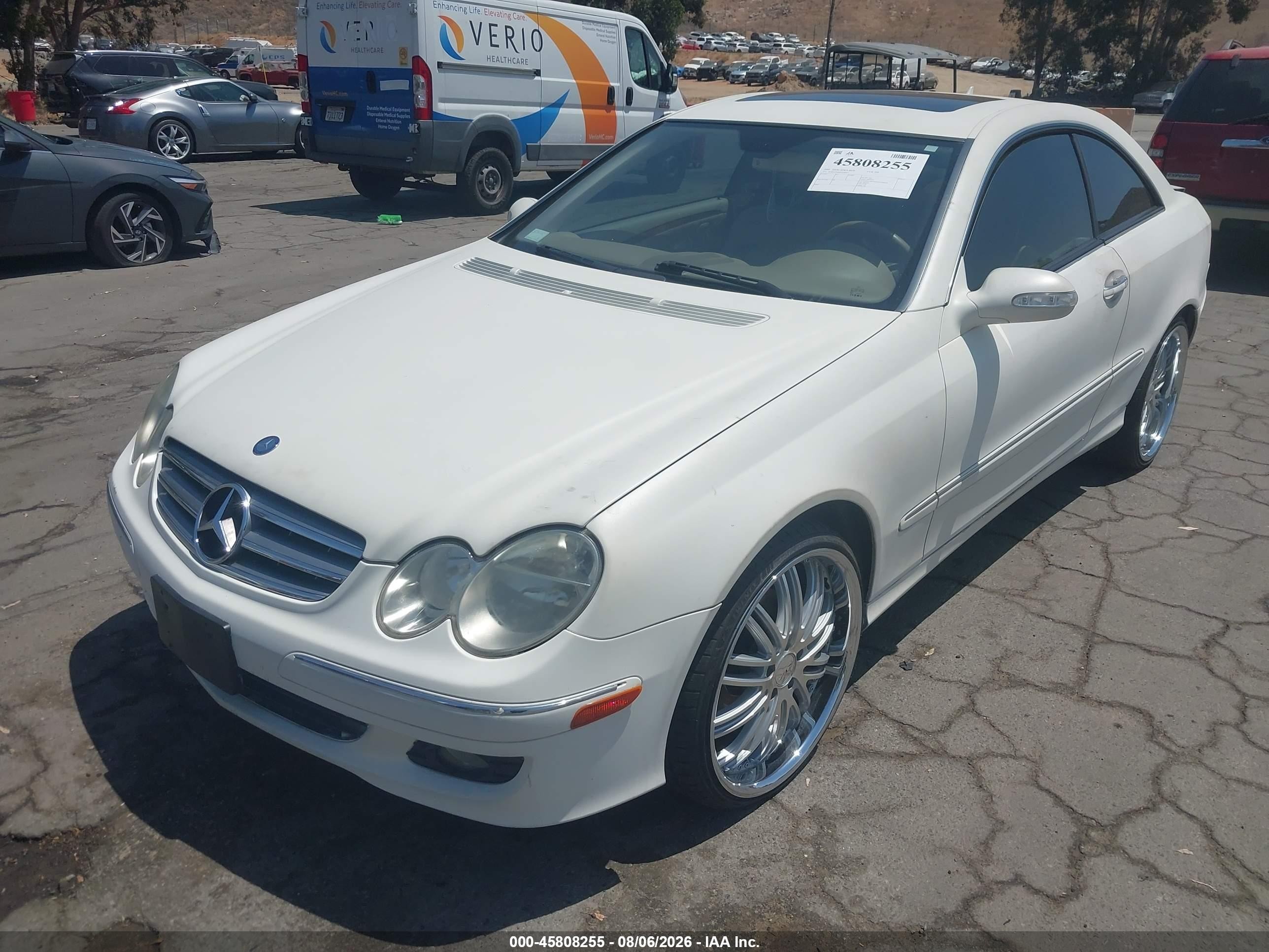 2009 Mercedes-benz Clk 350 White vin: WDBTJ56H69F260013
