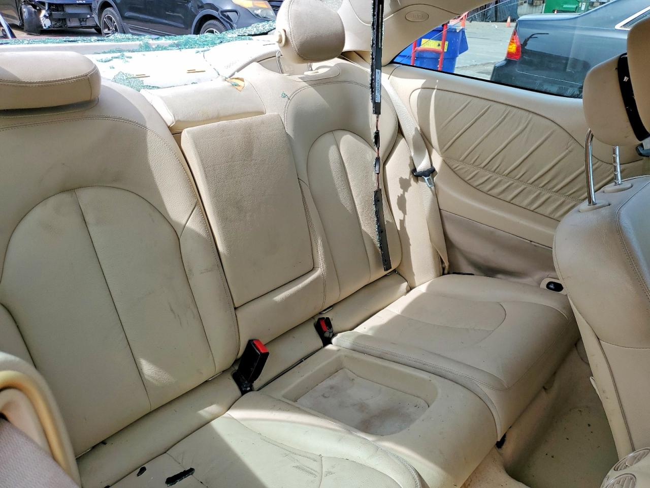 2007 Mercedes-benz Clk 350 Red vin: WDBTJ56H97F228508