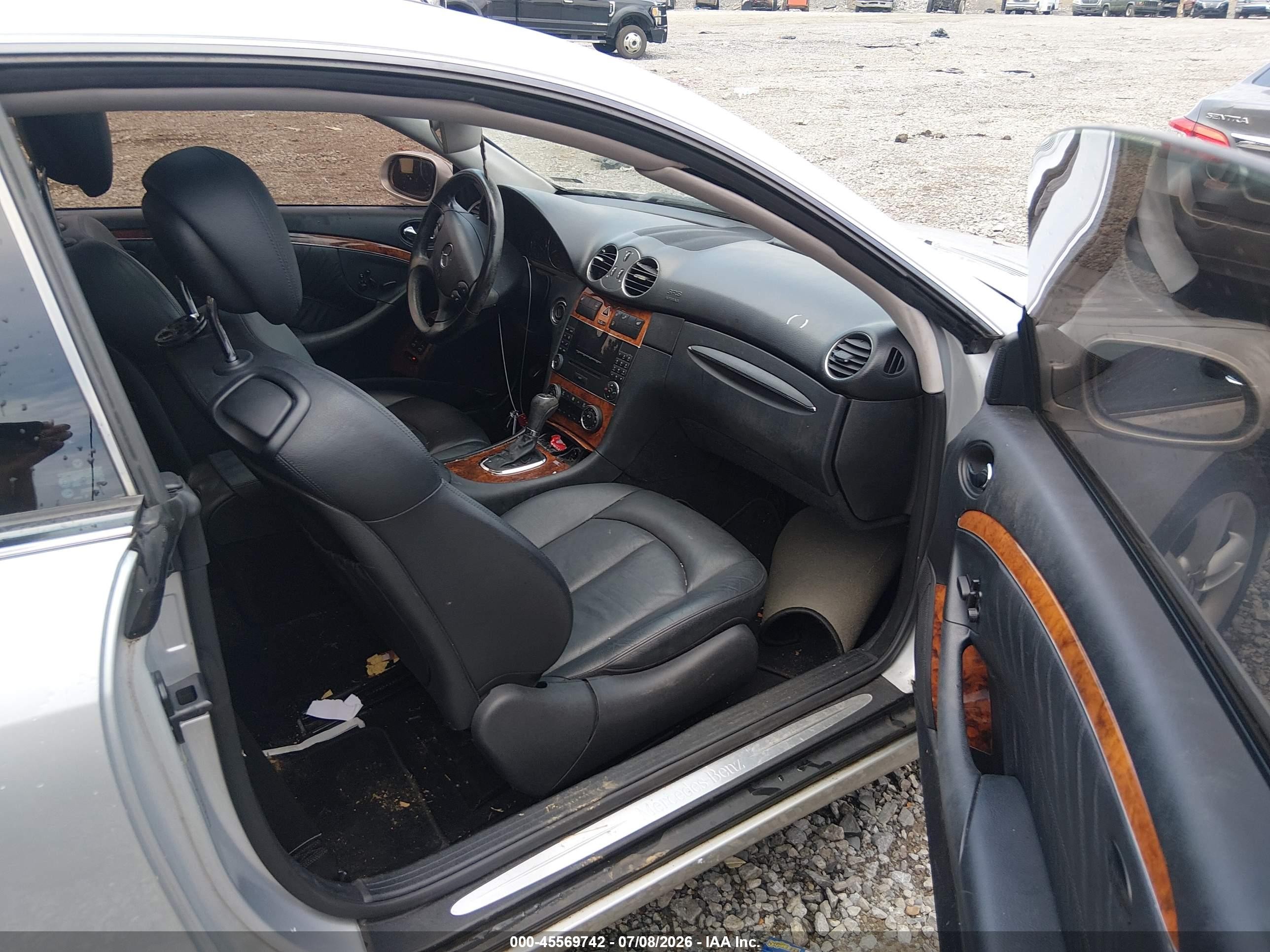 2007 Mercedes-benz Clk 350 Черный vin: WDBTJ56H97F229948