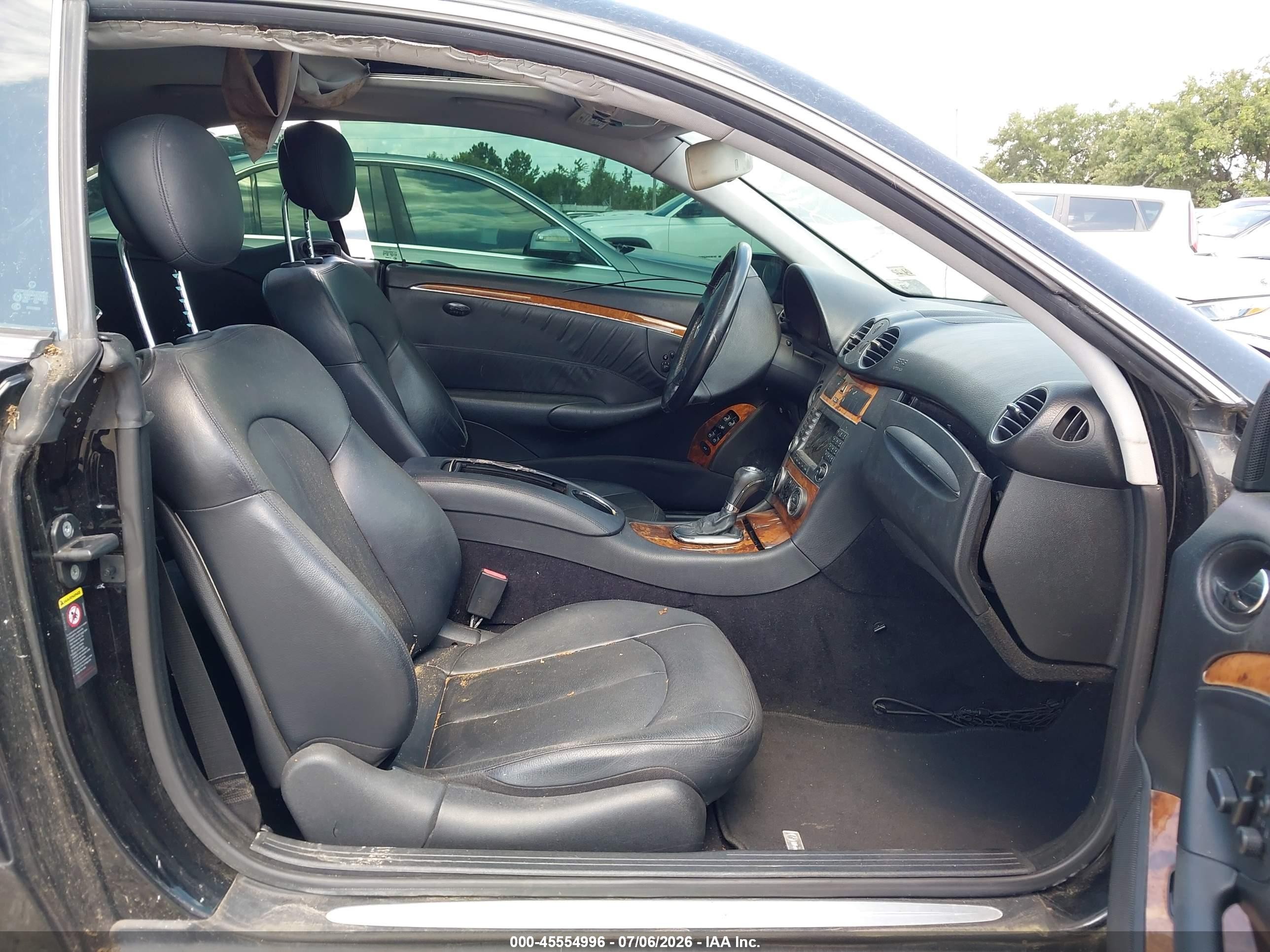 2008 Mercedes-benz Clk 350   Black vin: WDBTJ56H98F234407