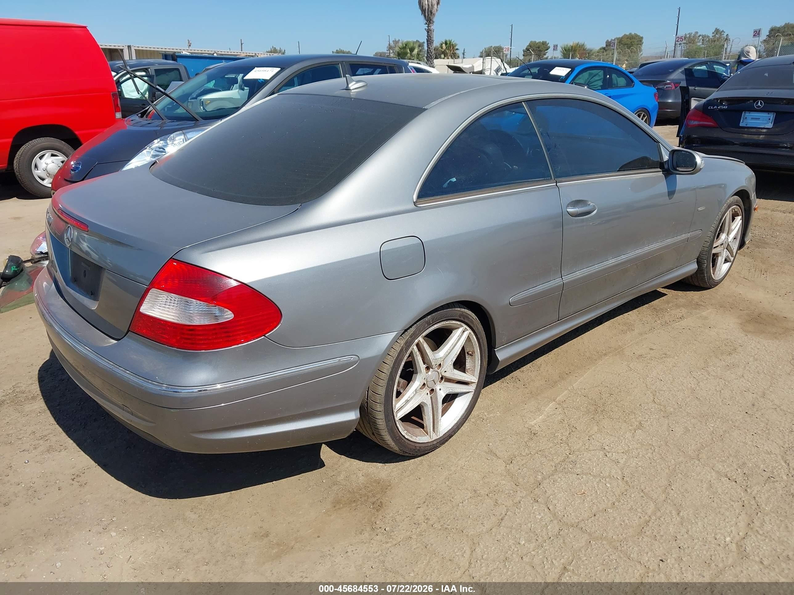2009 Mercedes-benz Clk 350   Silver vin: WDBTJ56H99F263522