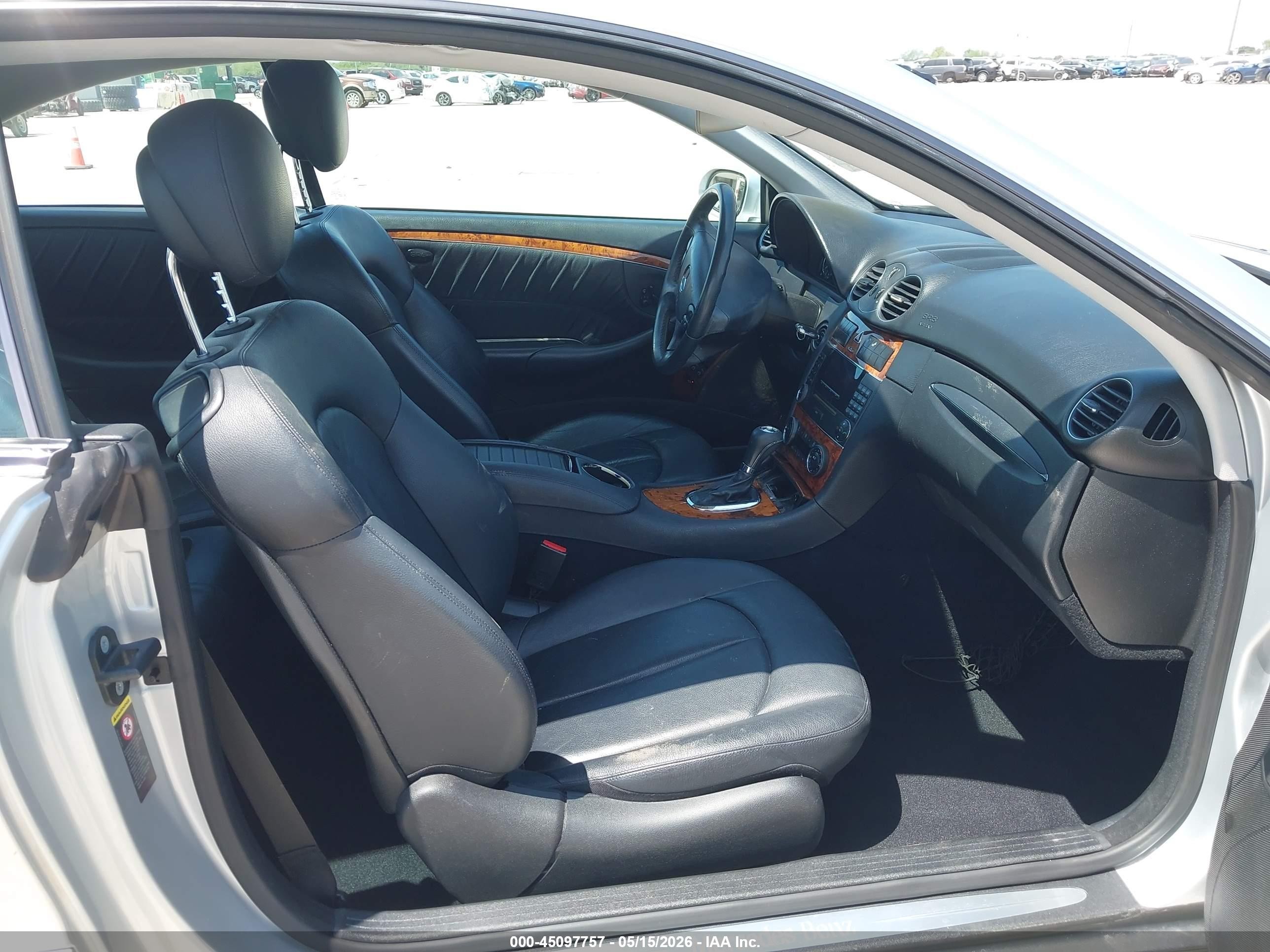 2007 Mercedes-benz Clk 350   Silver vin: WDBTJ56HX7F219767