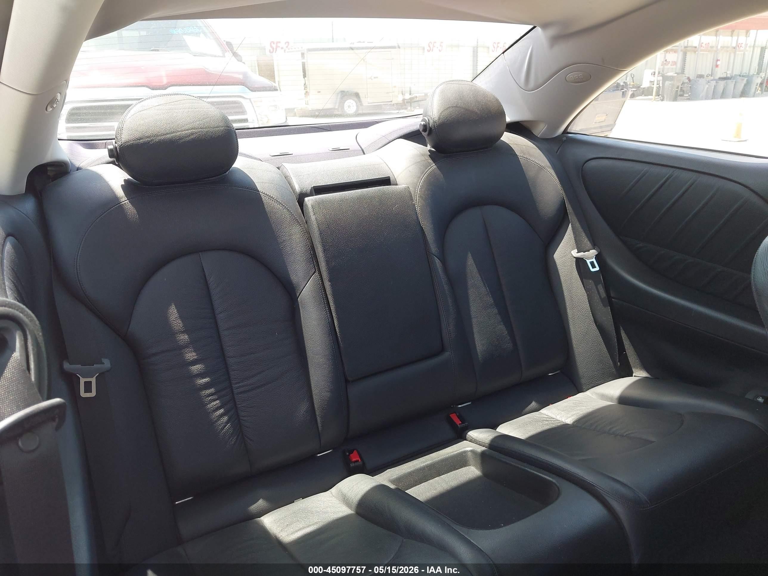 2007 Mercedes-benz Clk 350   Silver vin: WDBTJ56HX7F219767
