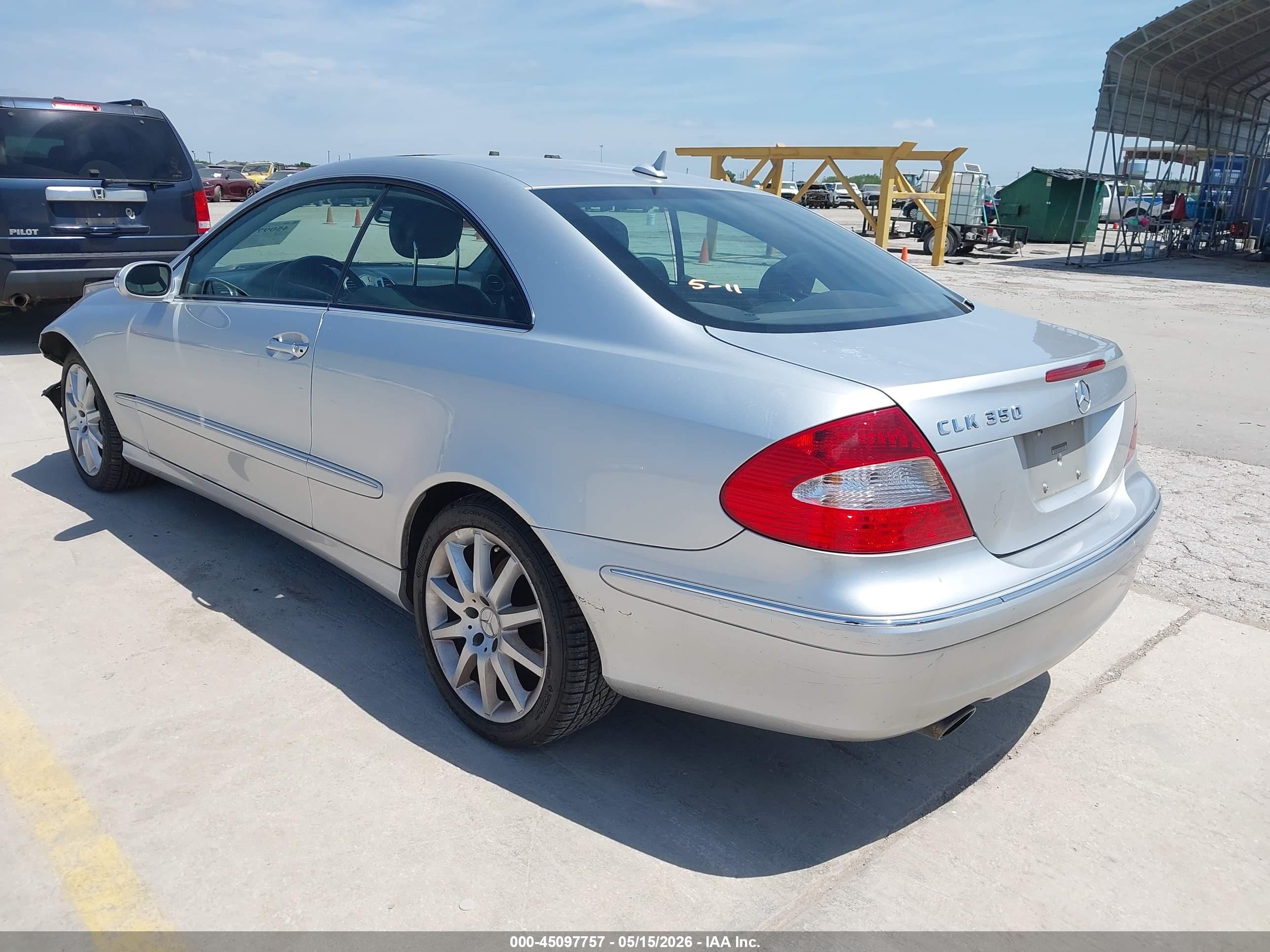2007 Mercedes-benz Clk 350   Silver vin: WDBTJ56HX7F219767