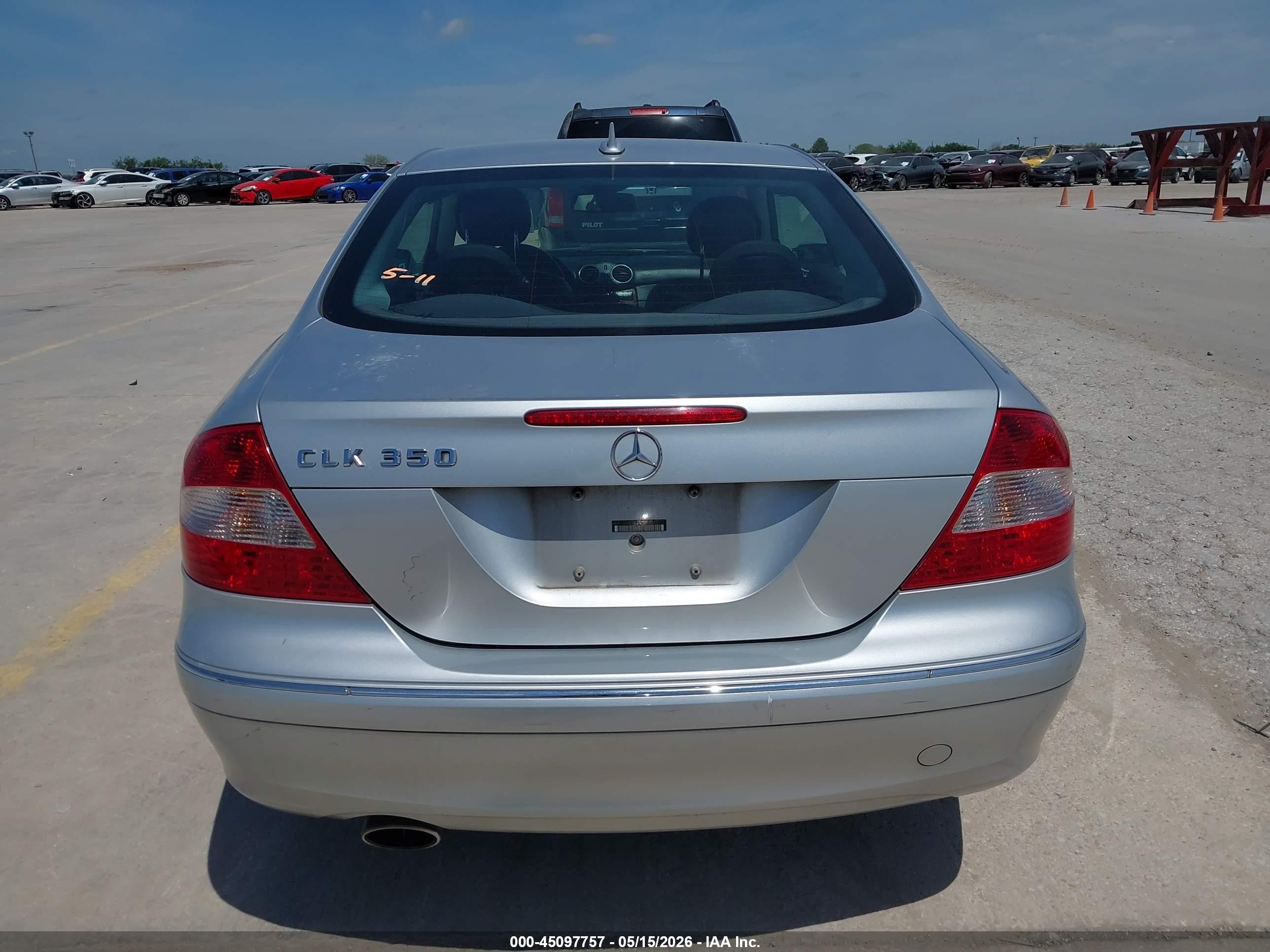2007 Mercedes-benz Clk 350   Silver vin: WDBTJ56HX7F219767