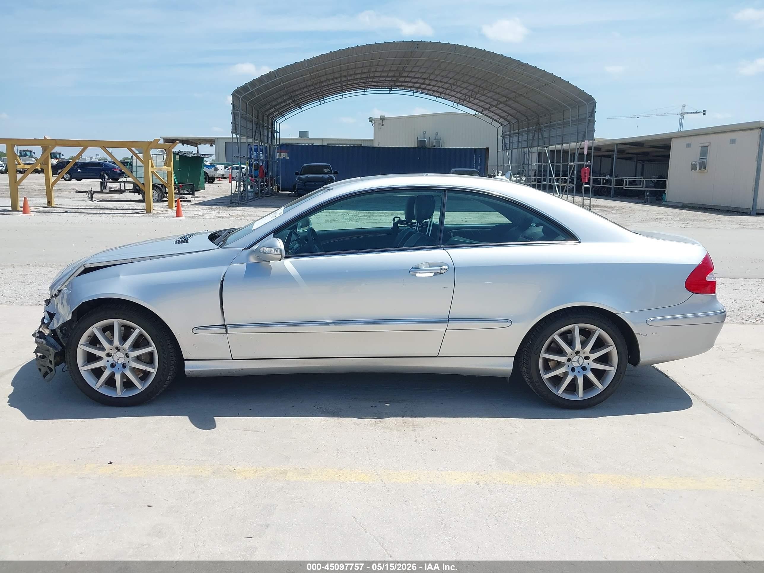 2007 Mercedes-benz Clk 350   Silver vin: WDBTJ56HX7F219767