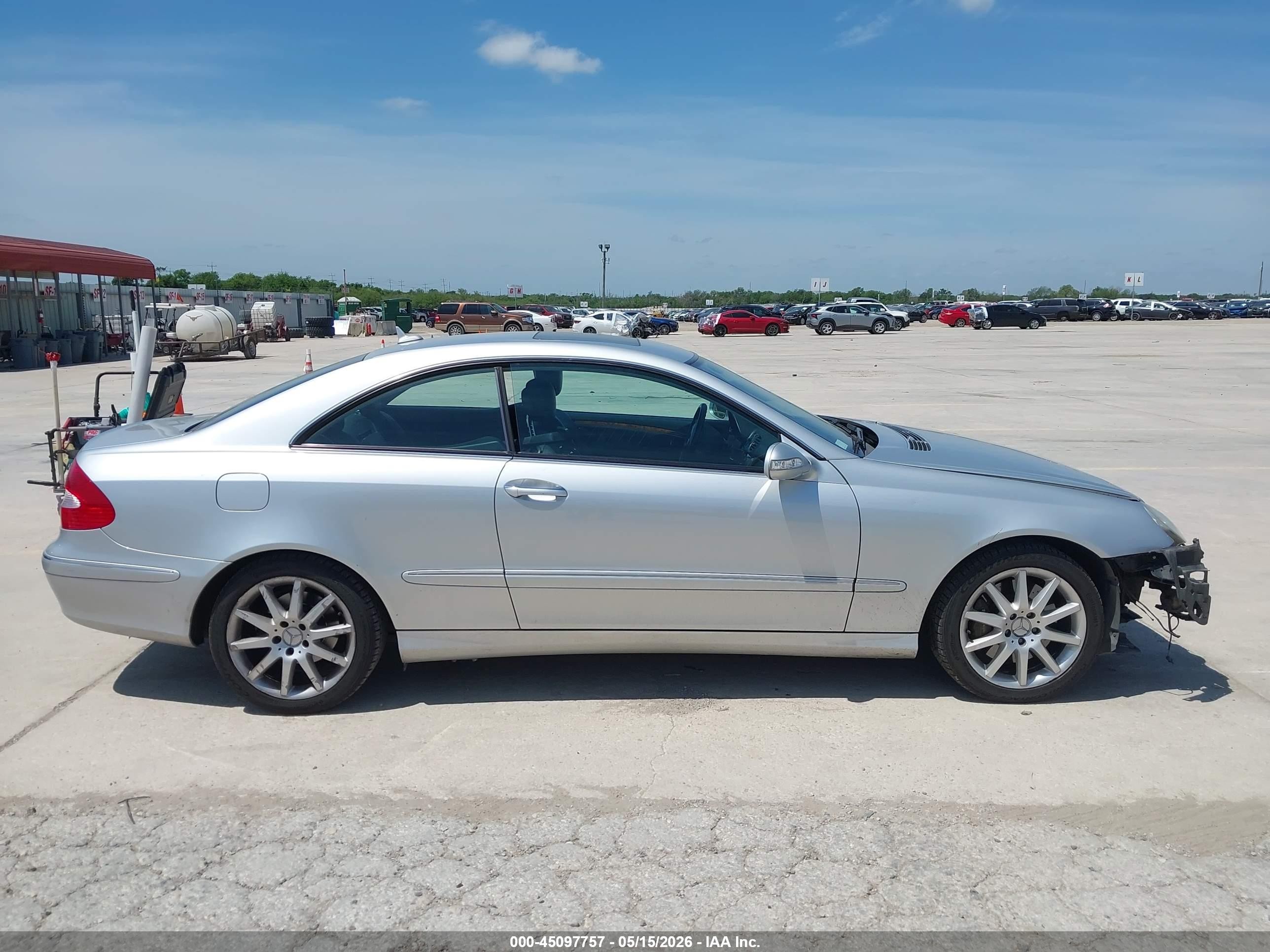 2007 Mercedes-benz Clk 350   Silver vin: WDBTJ56HX7F219767