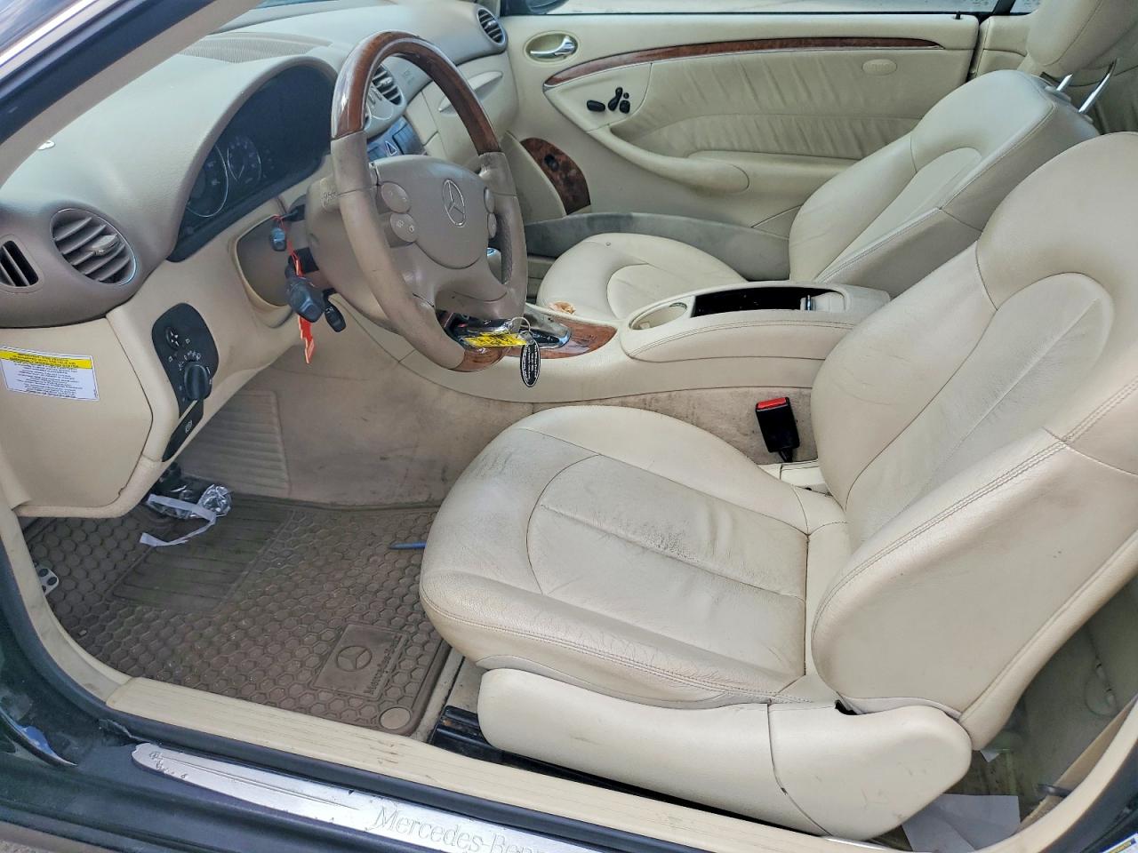 2009 Mercedes-benz Clk 350 Black vin: WDBTJ56HX9F268308
