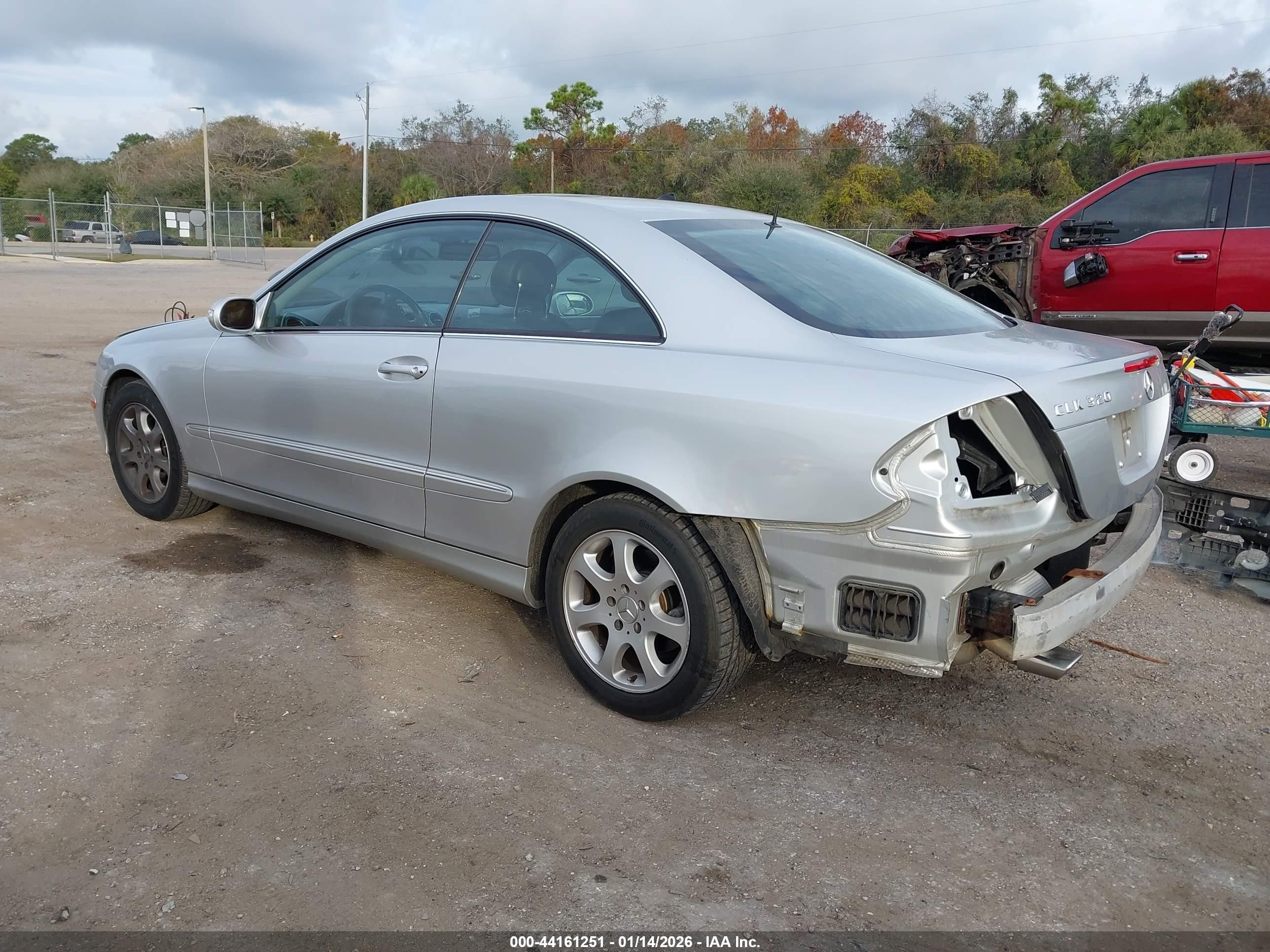 2004 Mercedes-benz Clk 320   Silver vin: WDBTJ65J04F098737