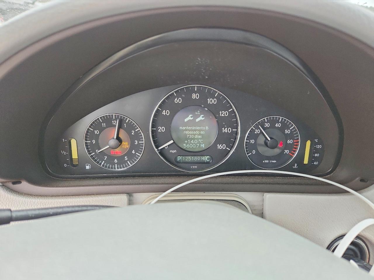 2004 Mercedes-benz Clk 320c Burgundy vin: WDBTJ65J04F115407