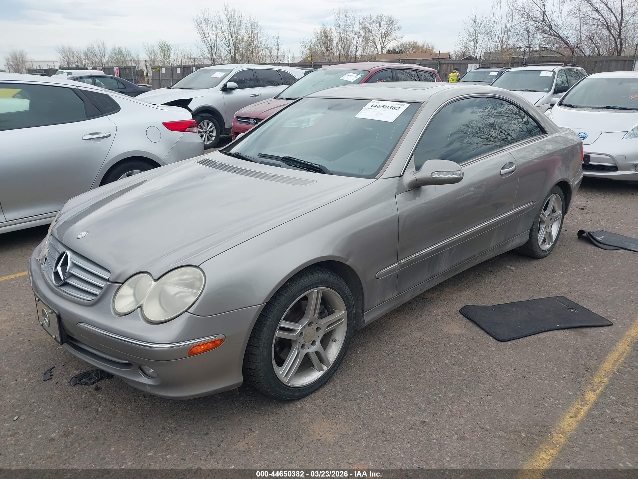 2005 Mercedes-benz Clk 320   Gray vin: WDBTJ65J05F132211