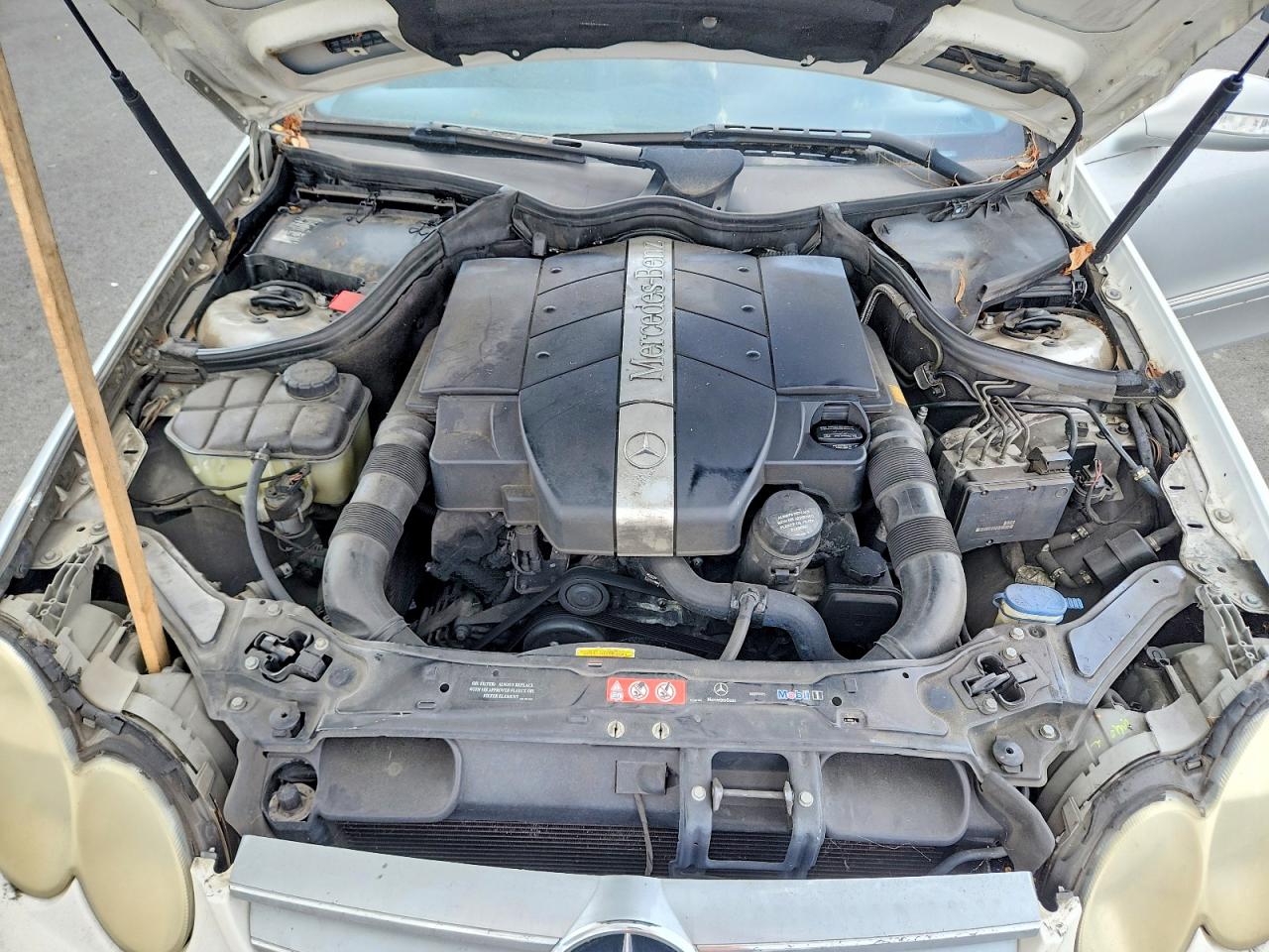 2005 Mercedes-benz Clk 320c Two Tone vin: WDBTJ65J15F153794