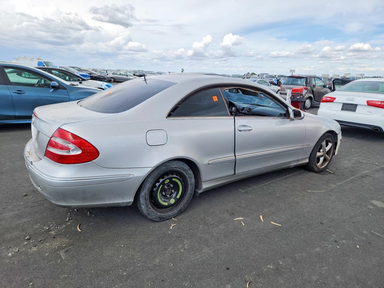 2005 Mercedes-benz Clk 320c Two Tone vin: WDBTJ65J15F153794
