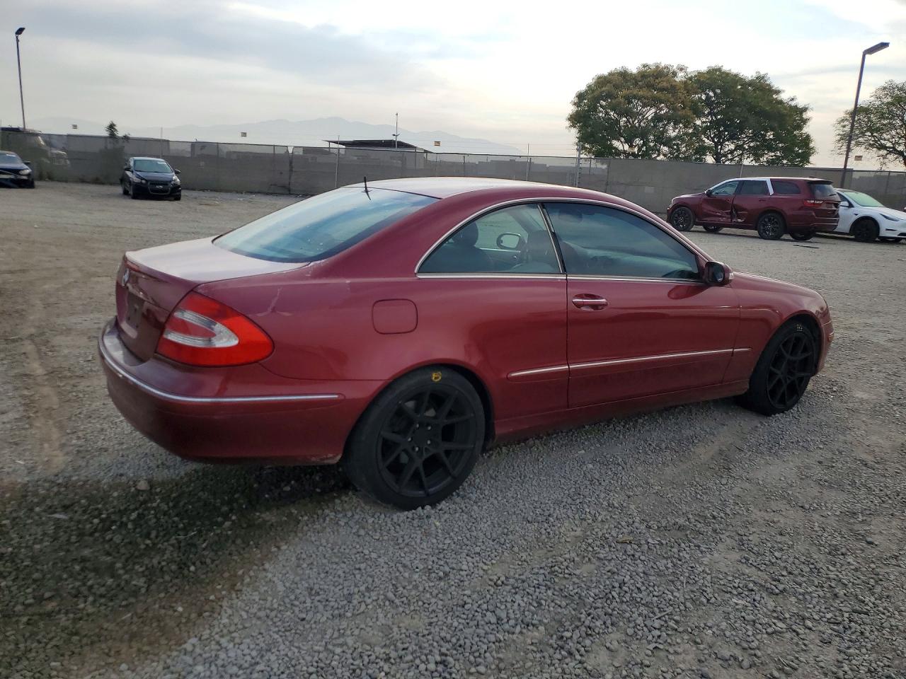 2003 Mercedes-benz Clk 320c Burgundy vin: WDBTJ65J23F015968