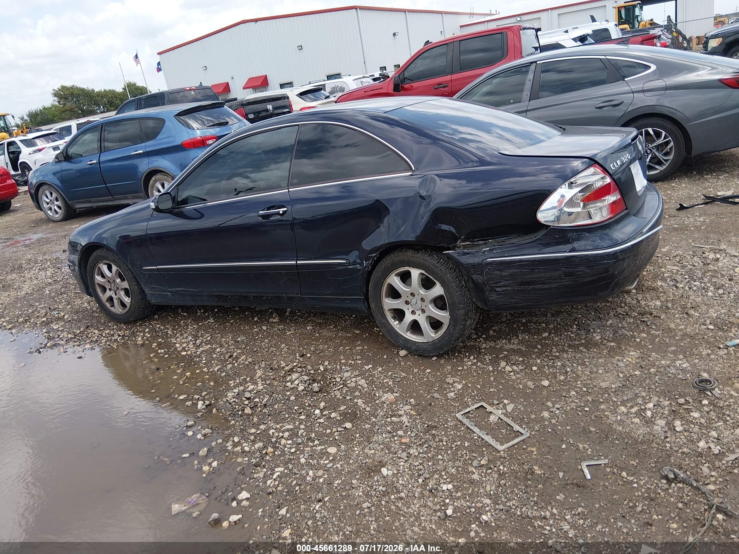 2003 Mercedes-benz Clk 320   Dark Blue vin: WDBTJ65J23F023150