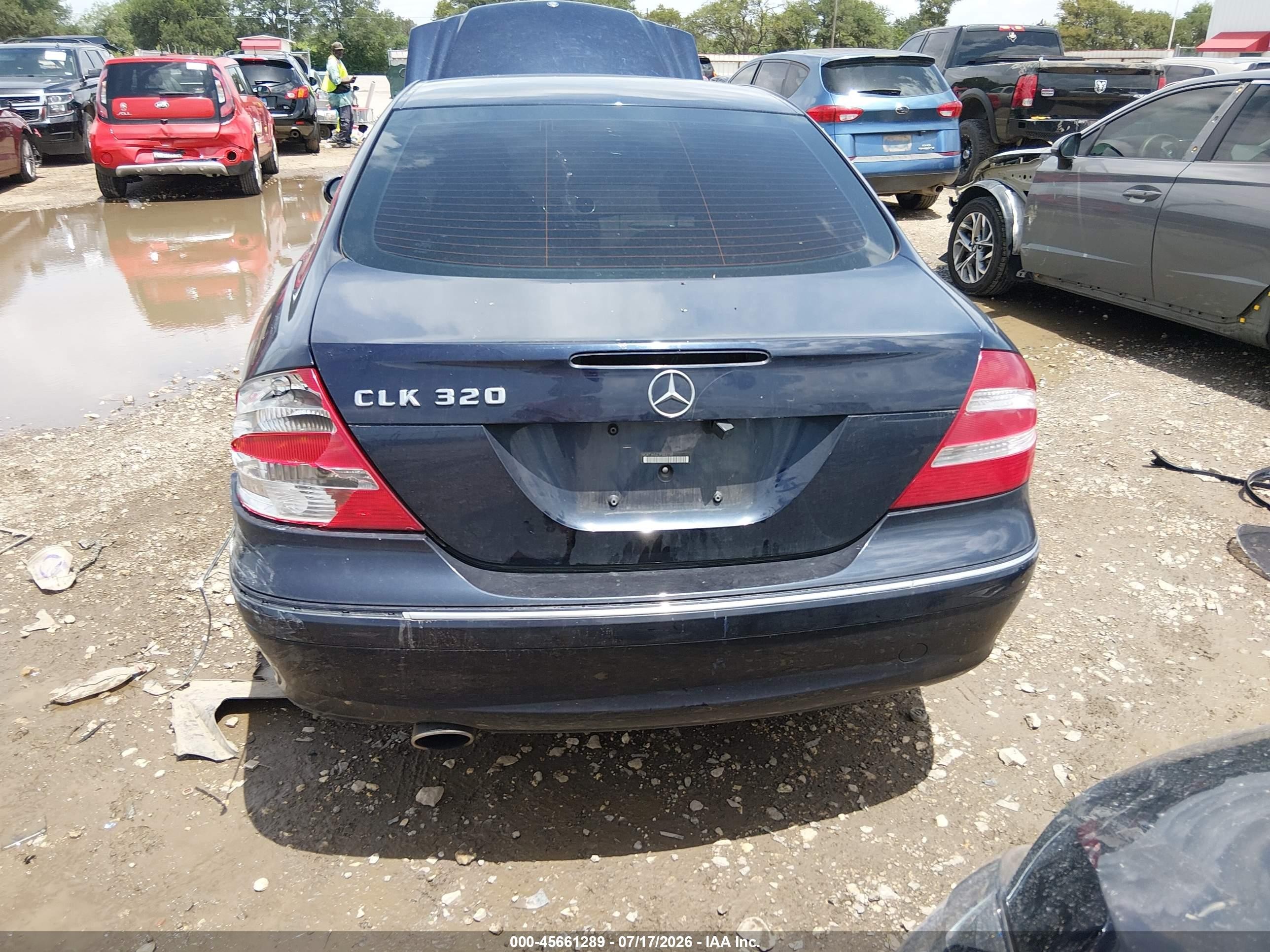 2003 Mercedes-benz Clk 320   Dark Blue vin: WDBTJ65J23F023150
