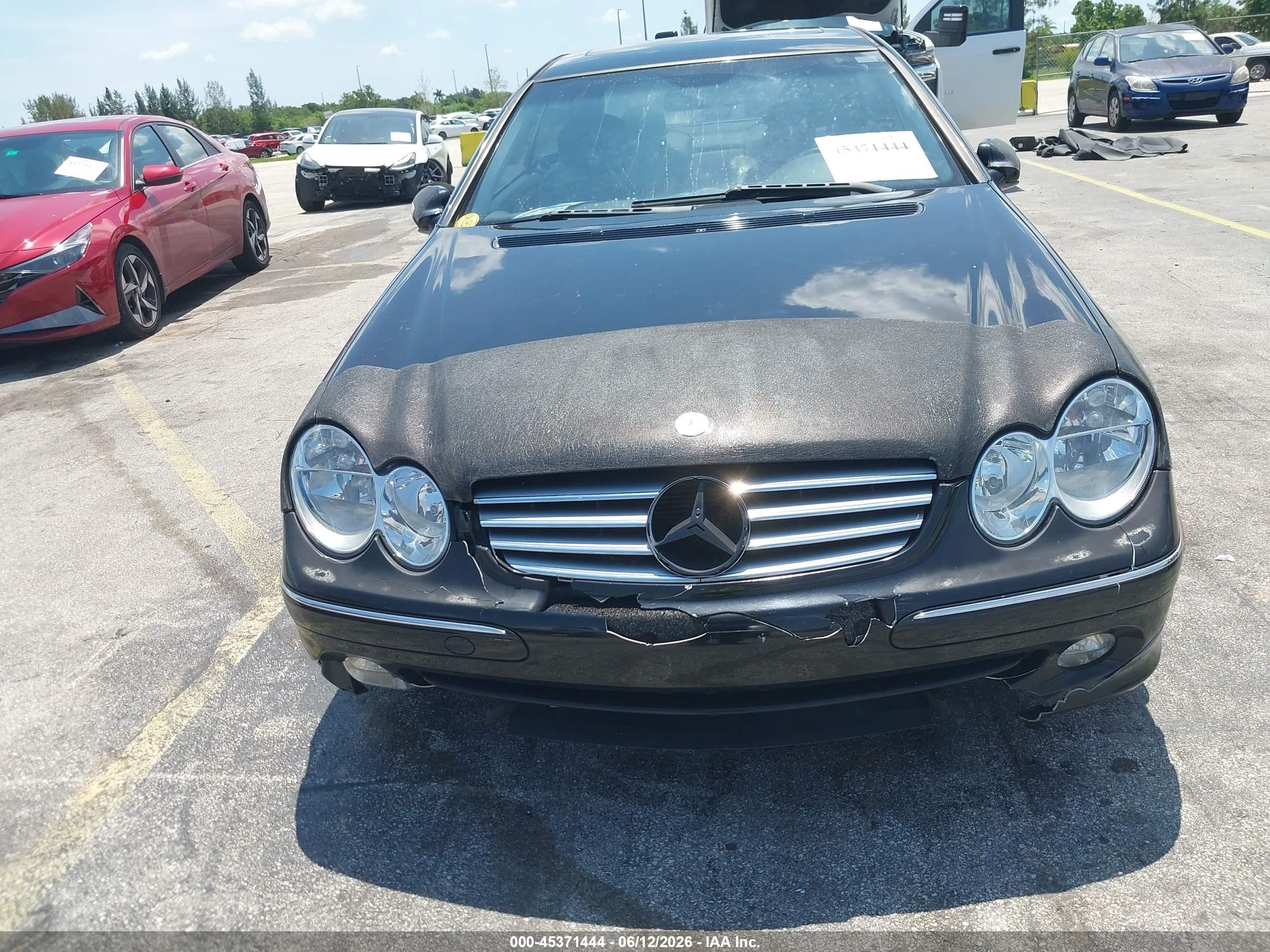2004 Mercedes-benz Clk 320   Black vin: WDBTJ65J34F091099