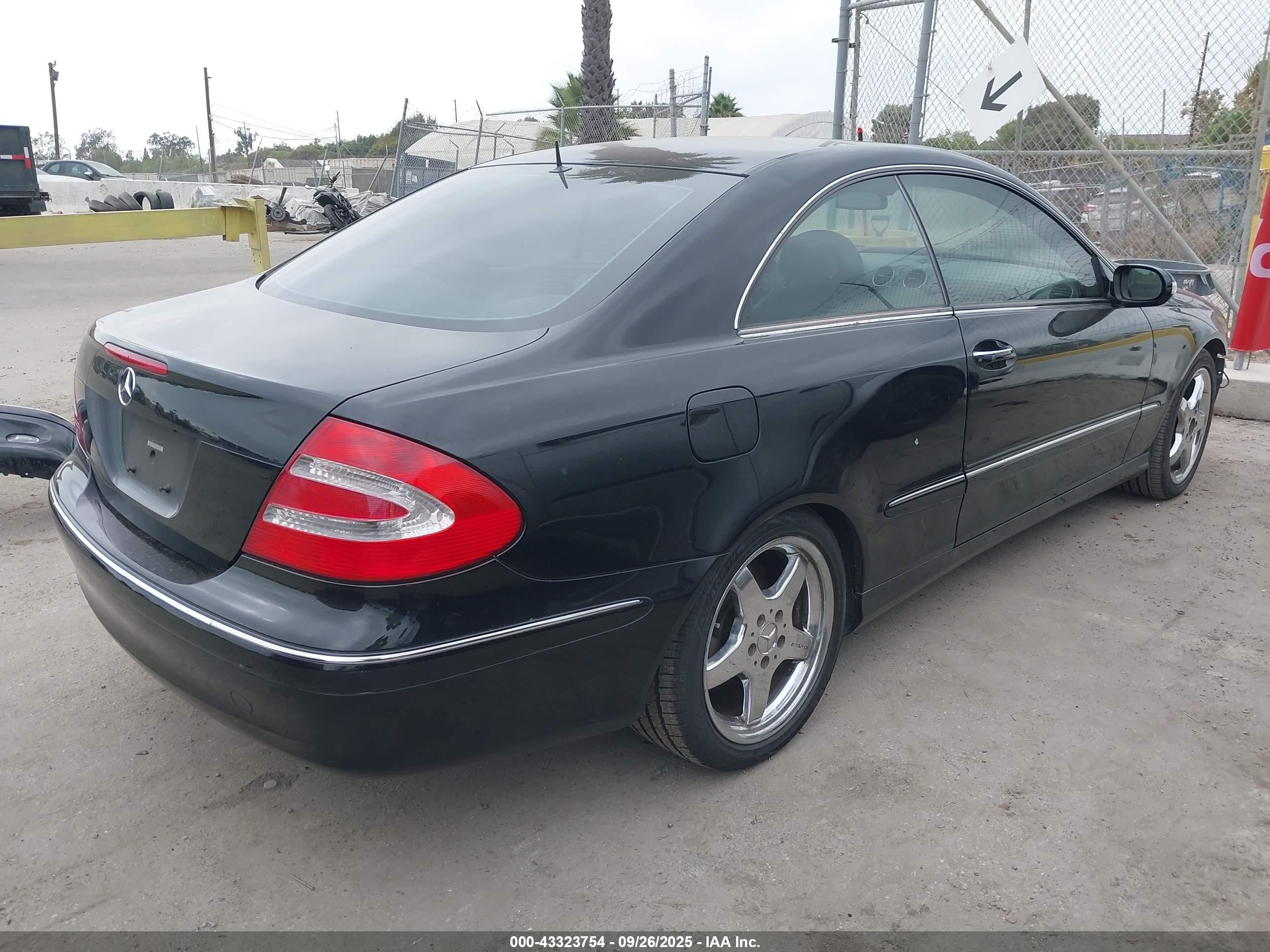 2003 Mercedes-benz Clk 320   Black vin: WDBTJ65J43F060295