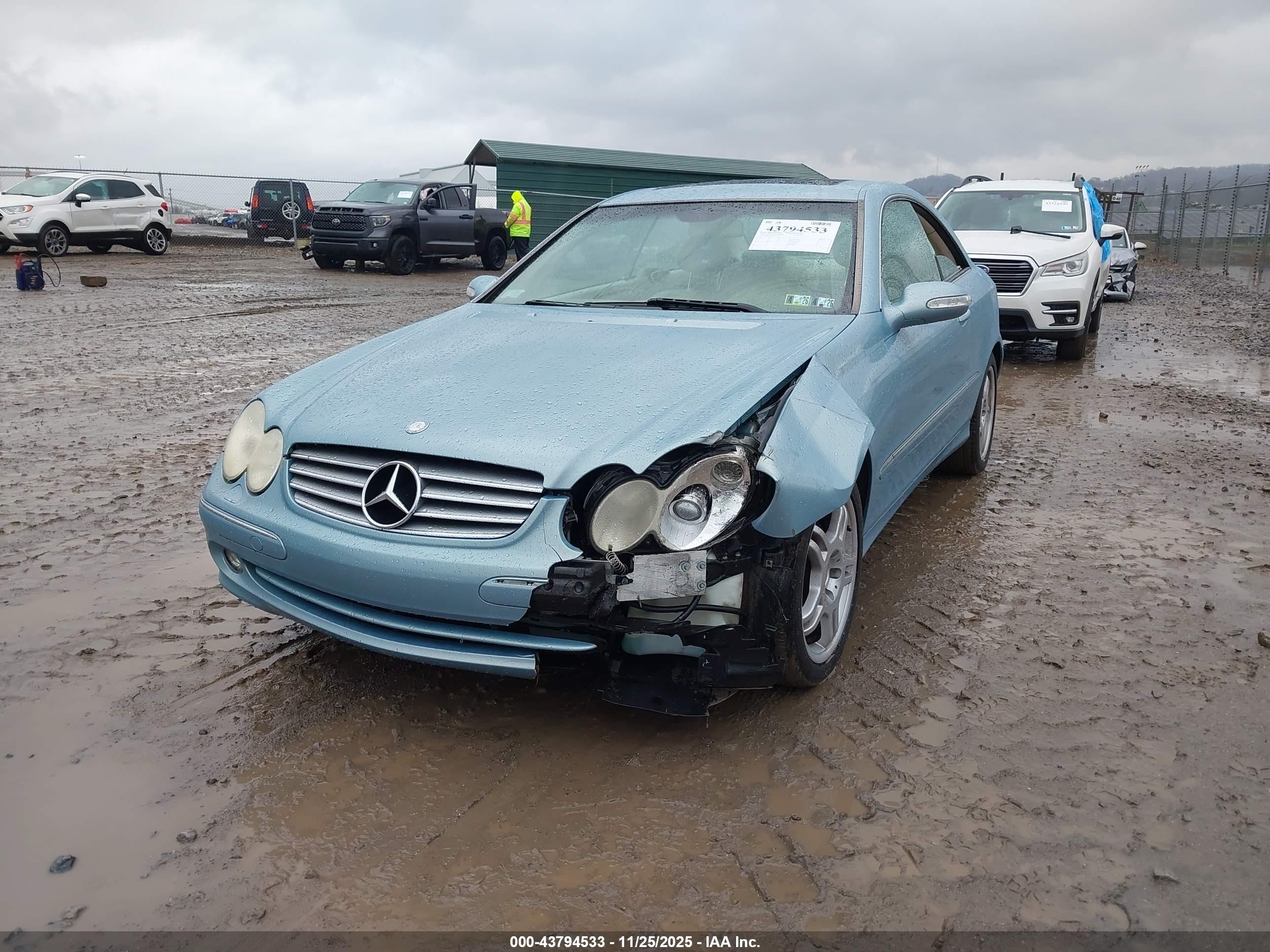 2004 Mercedes-benz Clk 320   Blue vin: WDBTJ65J44F092133