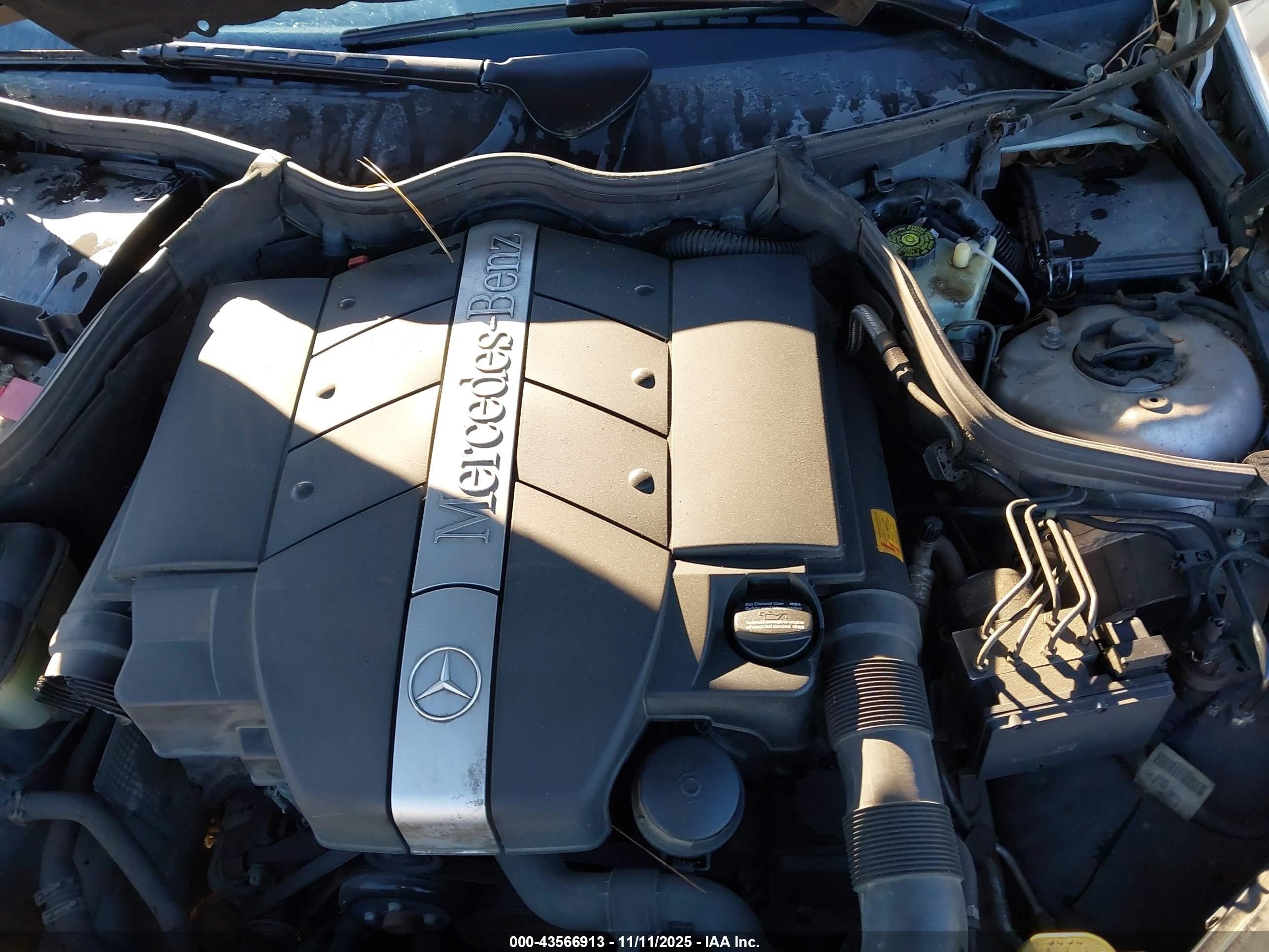 2004 Mercedes-benz Clk 320   Gold vin: WDBTJ65J44F101185
