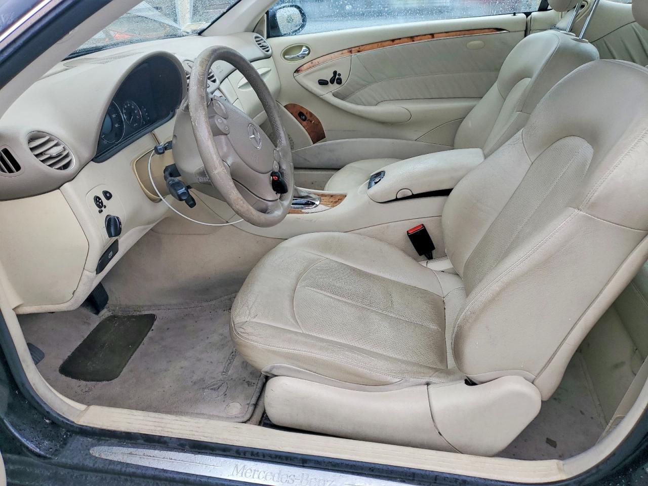 2004 Mercedes-benz Clk 320c Black vin: WDBTJ65J54F072232