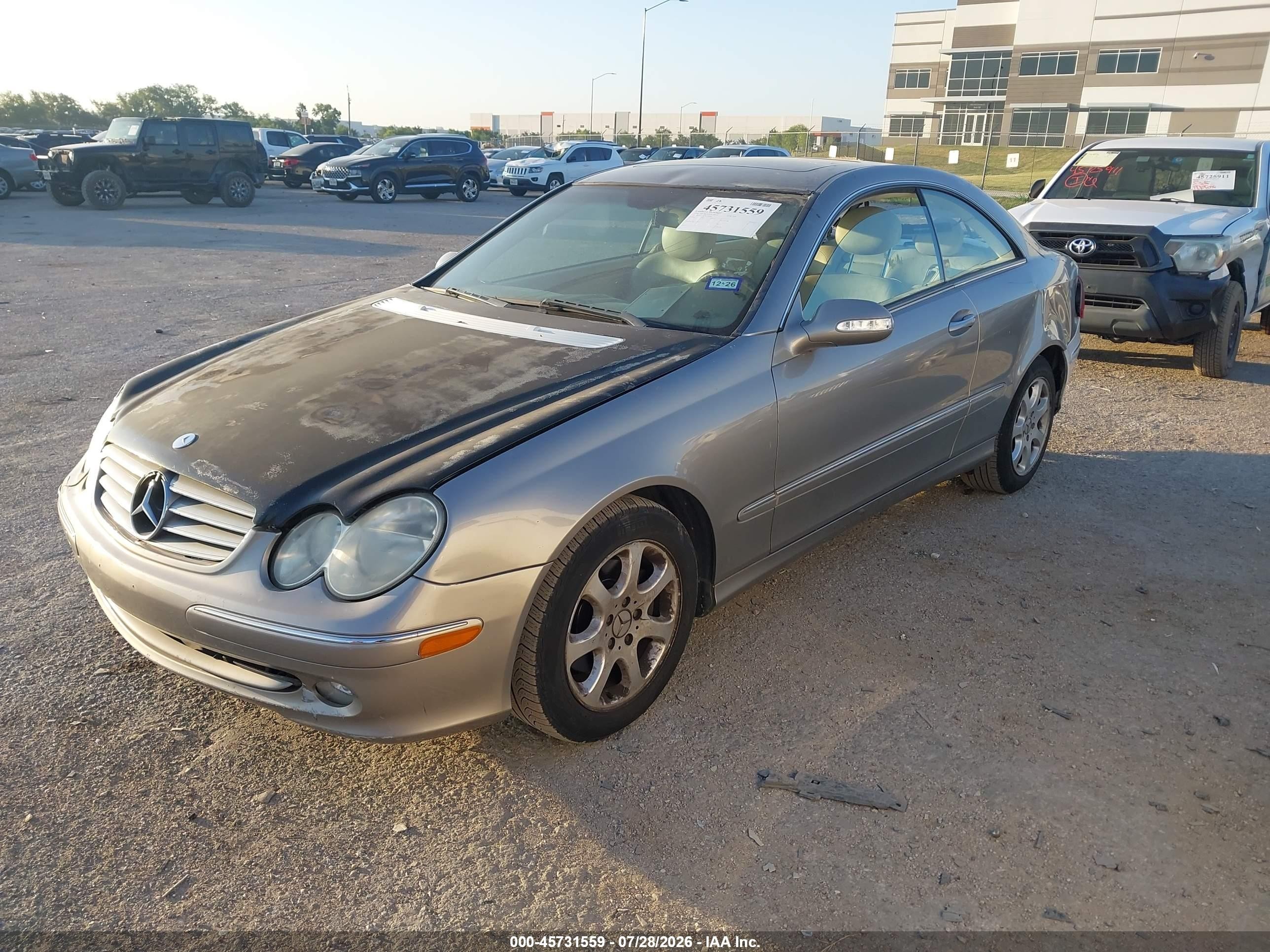 2004 Mercedes-benz Clk 320   Champagne vin: WDBTJ65J54F104449