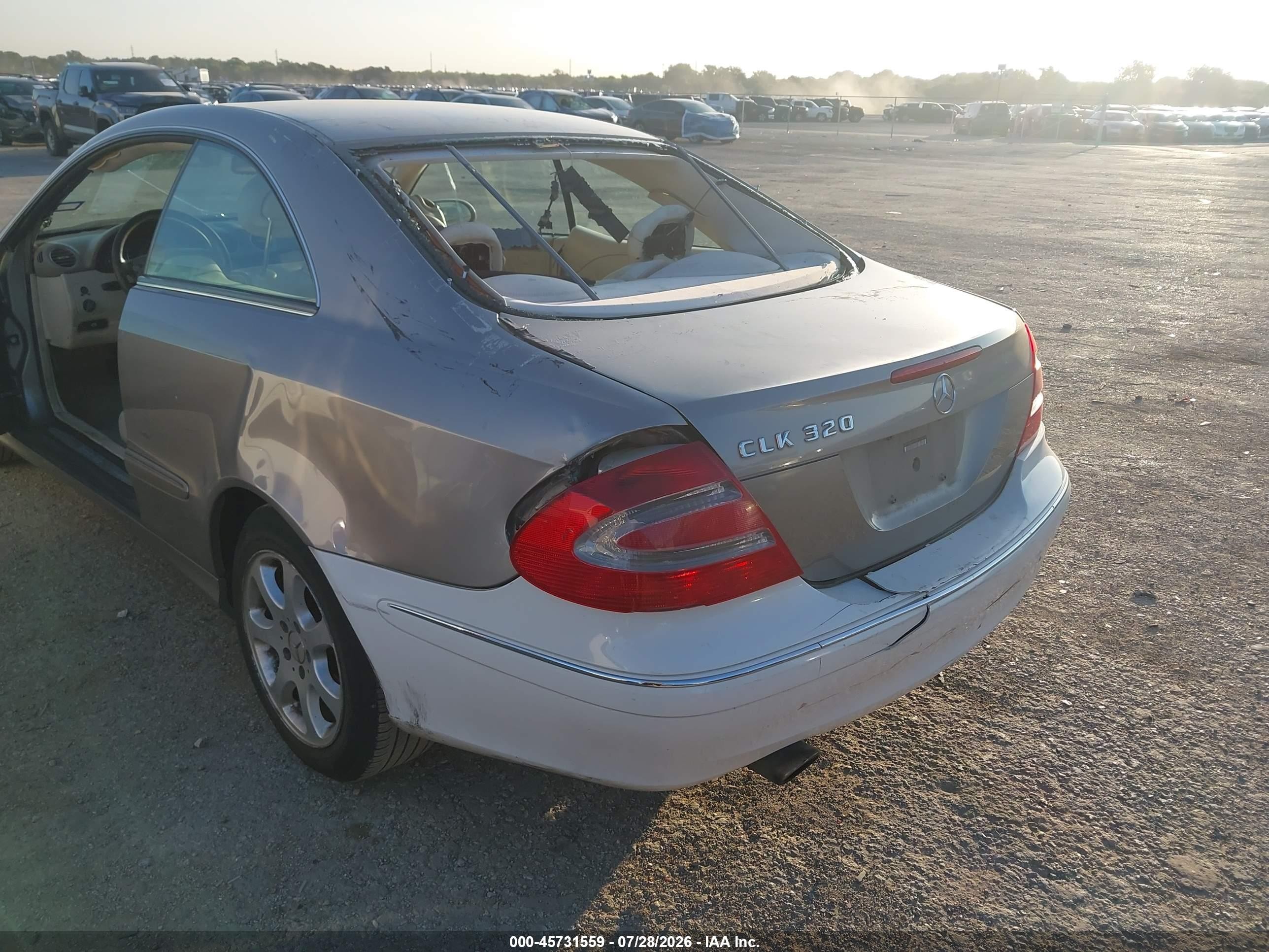 2004 Mercedes-benz Clk 320   Champagne vin: WDBTJ65J54F104449