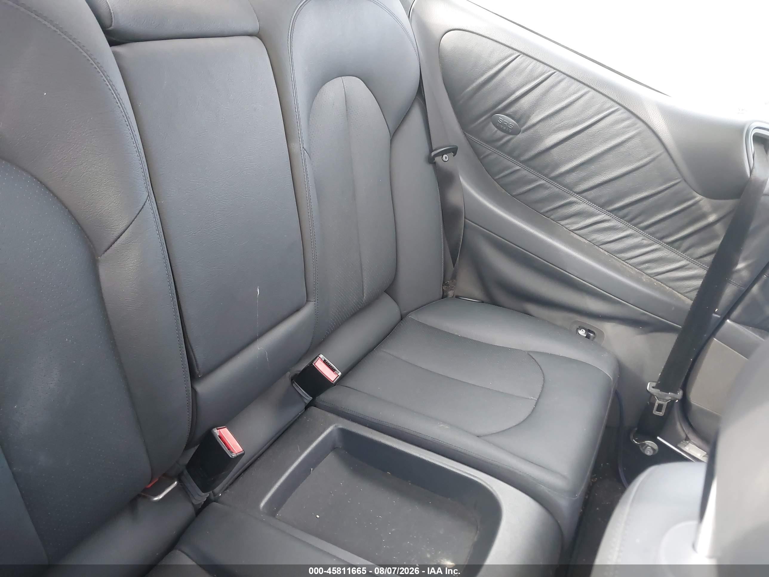 2004 Mercedes-benz Clk 320   Silver vin: WDBTJ65J54F113622