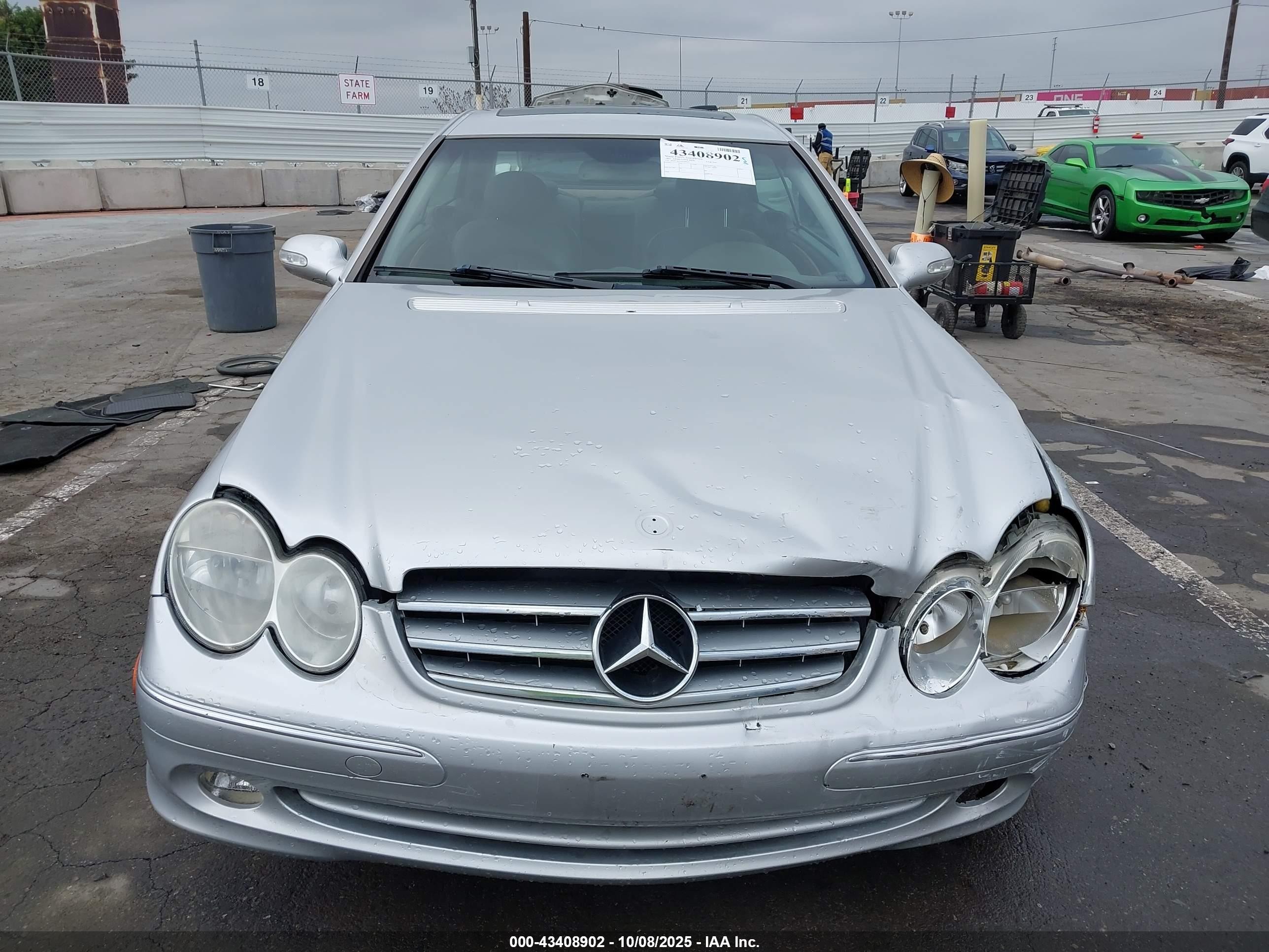 2005 Mercedes-benz Clk 320   Silver vin: WDBTJ65J55F149537