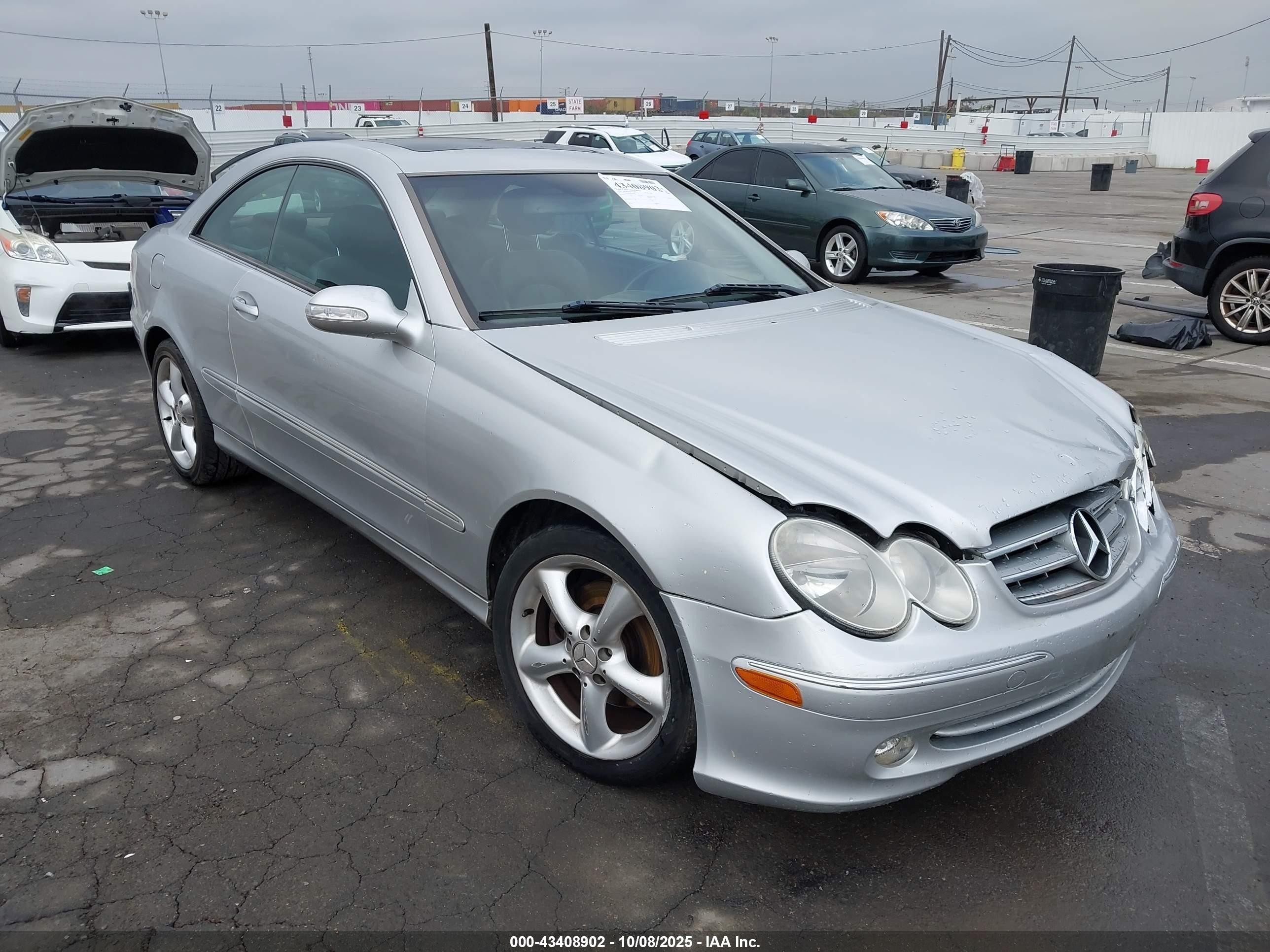 2005 Mercedes-benz Clk 320   Silver vin: WDBTJ65J55F149537